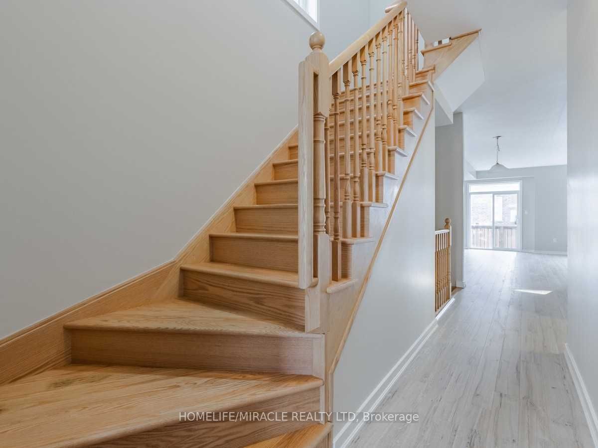 Photo 27 of Unit Upper, 414 Queen Mary Drive, Brampton, Northwest Brampton — HOMEH