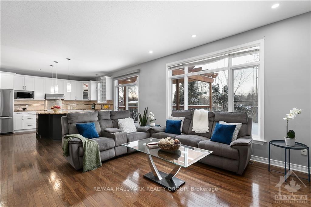 Photo 15 of 4464 Shoreline Drive, Ottawa, Riverside South/Gloucester Glen — HOMEH