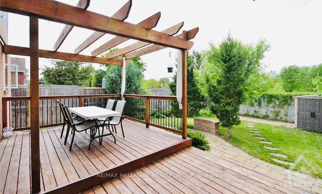 Photo 24 of 4464 Shoreline Drive, Ottawa, Riverside South/Gloucester Glen — HOMEH