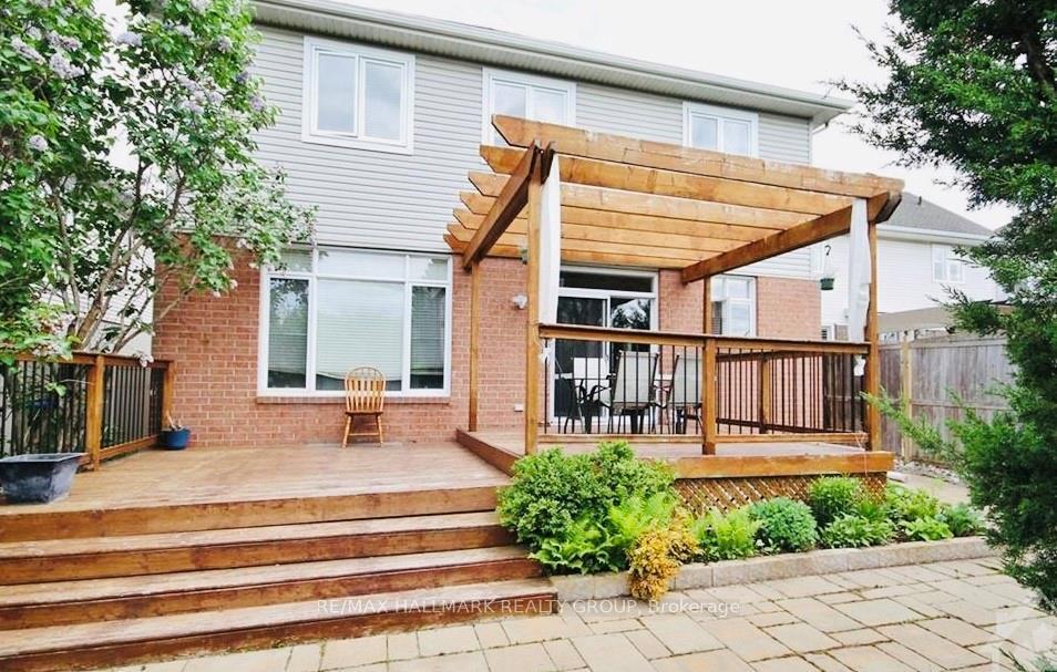 Photo 25 of 4464 Shoreline Drive, Ottawa, Riverside South/Gloucester Glen — HOMEH