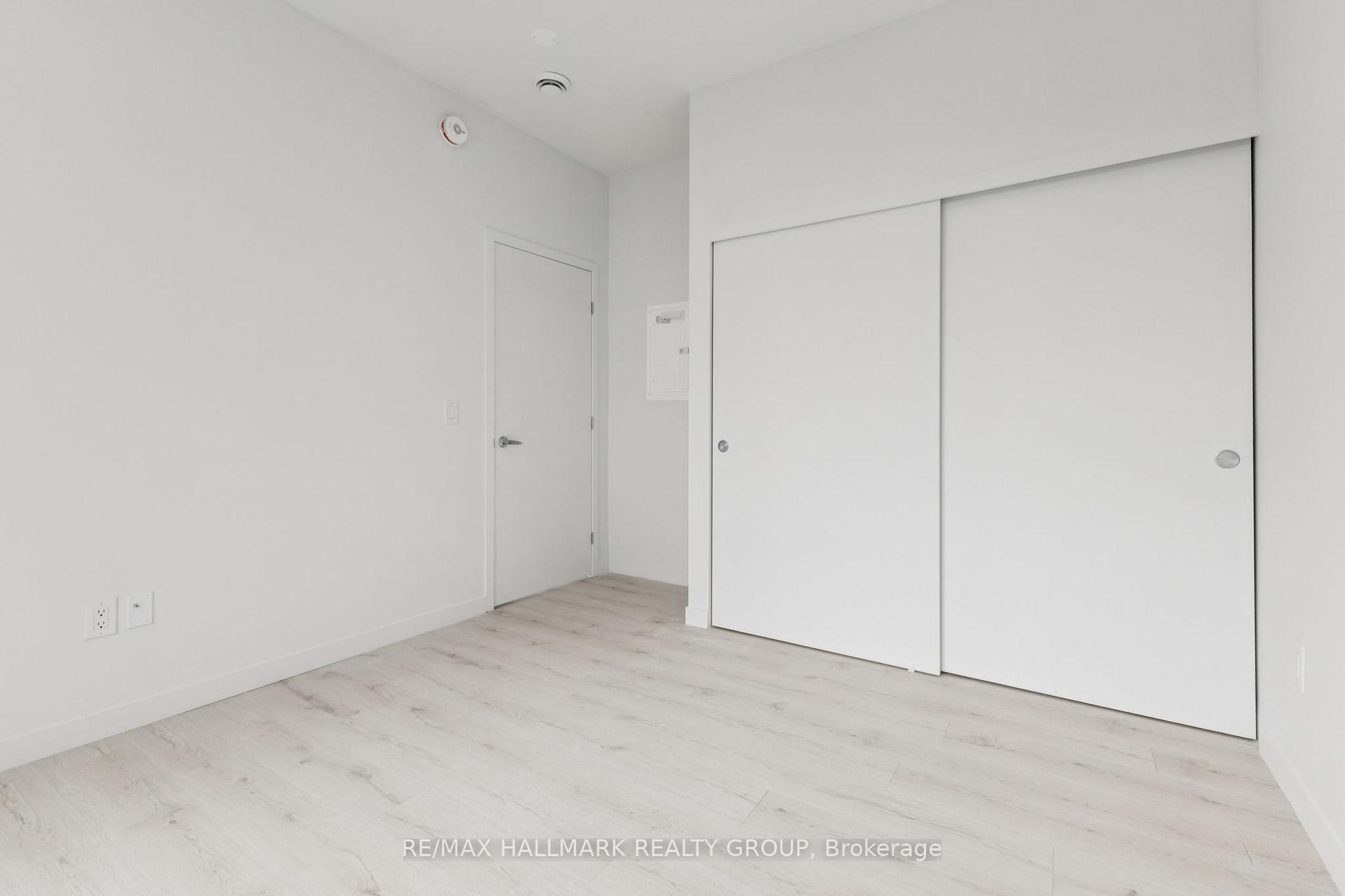 Photo 6 of 26 Mcarthur Avenue, Ottawa, Vanier — HOMEH