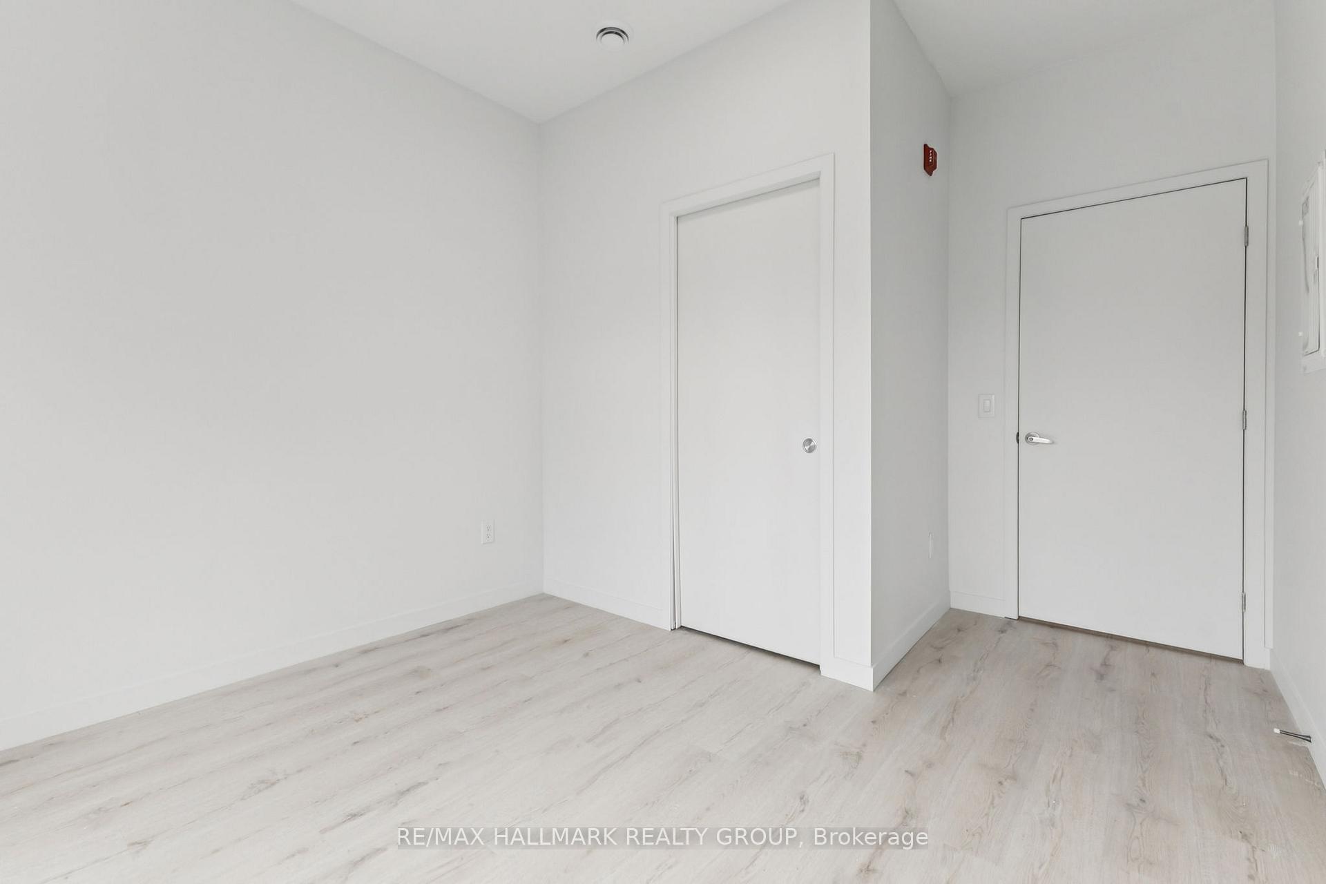 Photo 15 of 26 Mcarthur Avenue, Ottawa, Vanier — HOMEH