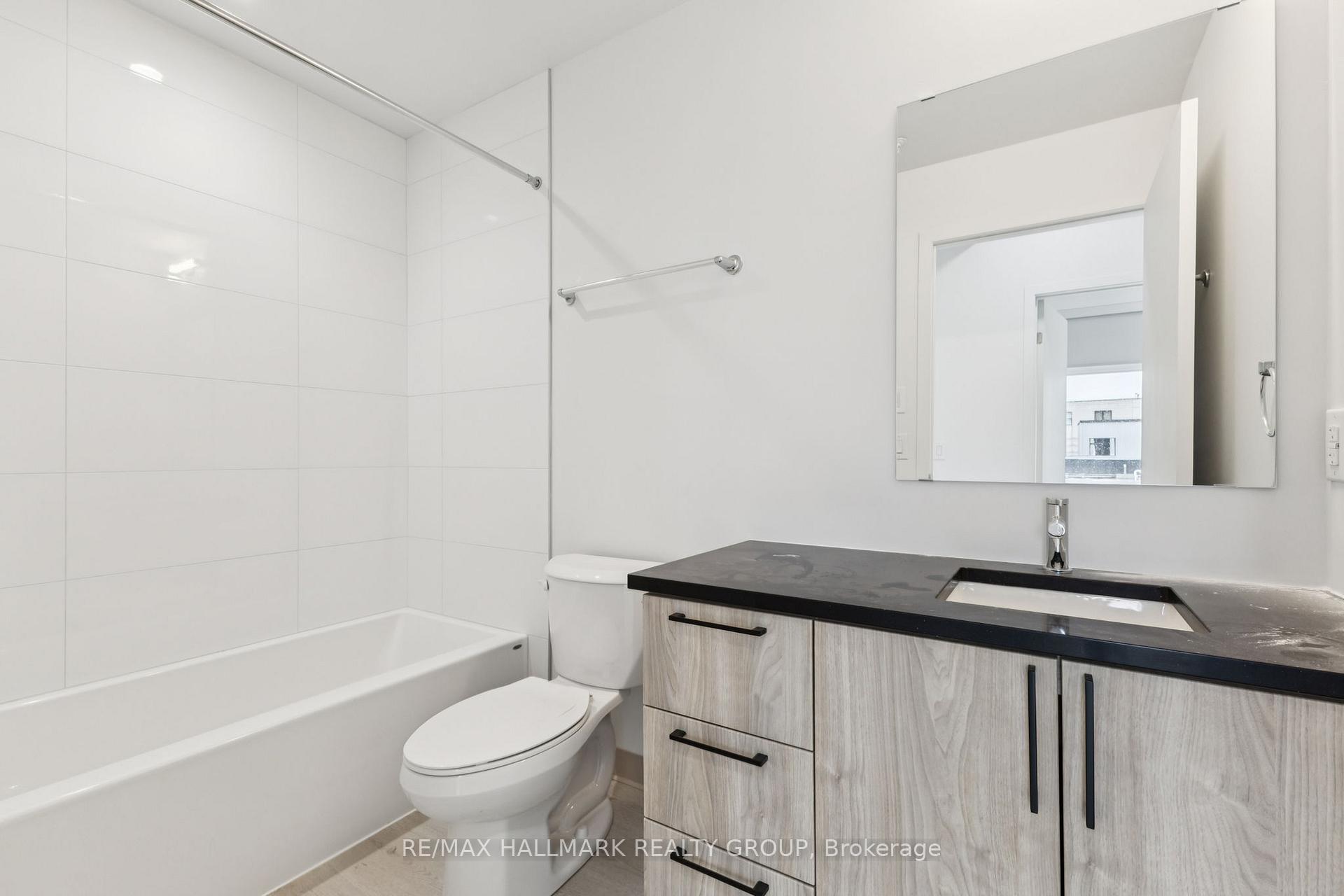 Photo 25 of 26 Mcarthur Avenue, Ottawa, Vanier — HOMEH