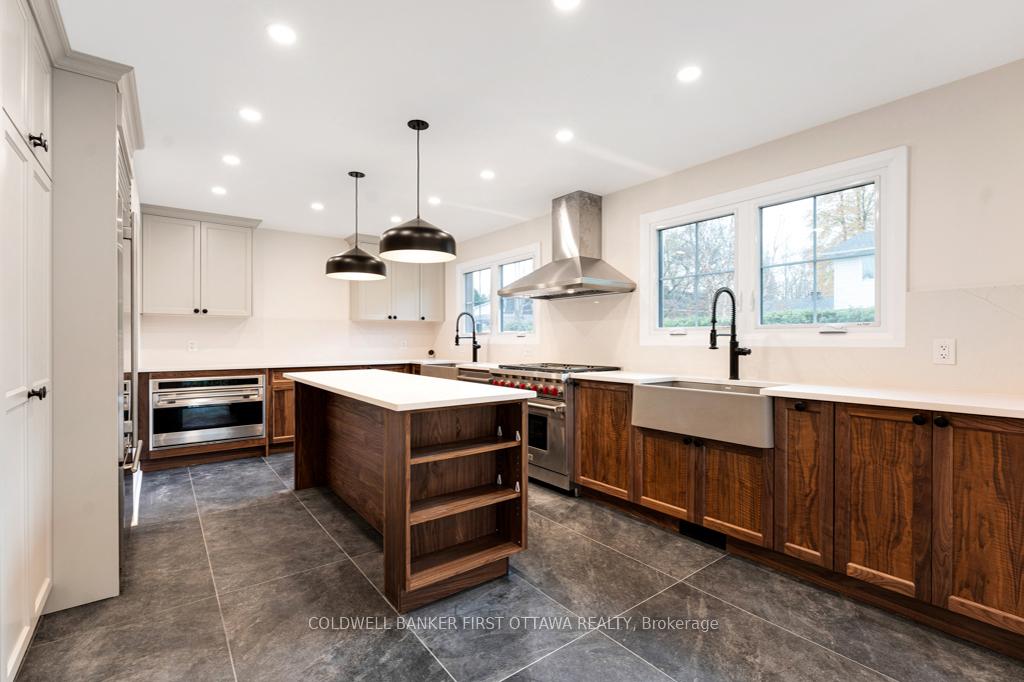 Photo 11 of 1925 Camborne Crescent, Ottawa, Guildwood Estates - Urbandale Acres — HOMEH