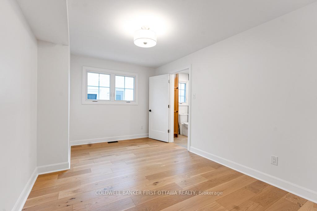 Photo 14 of 1925 Camborne Crescent, Ottawa, Guildwood Estates - Urbandale Acres — HOMEH