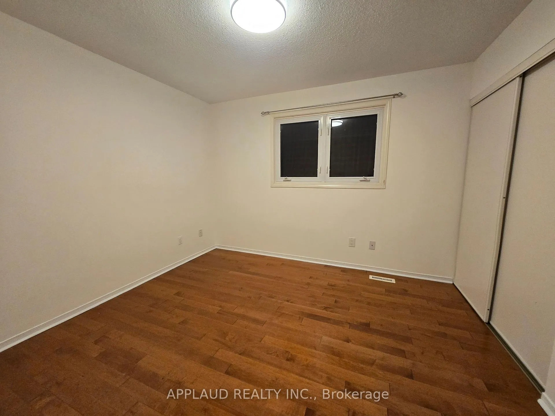 Photo 10 of 83 Roxborough Lane, Vaughan, Uplands — HOMEH