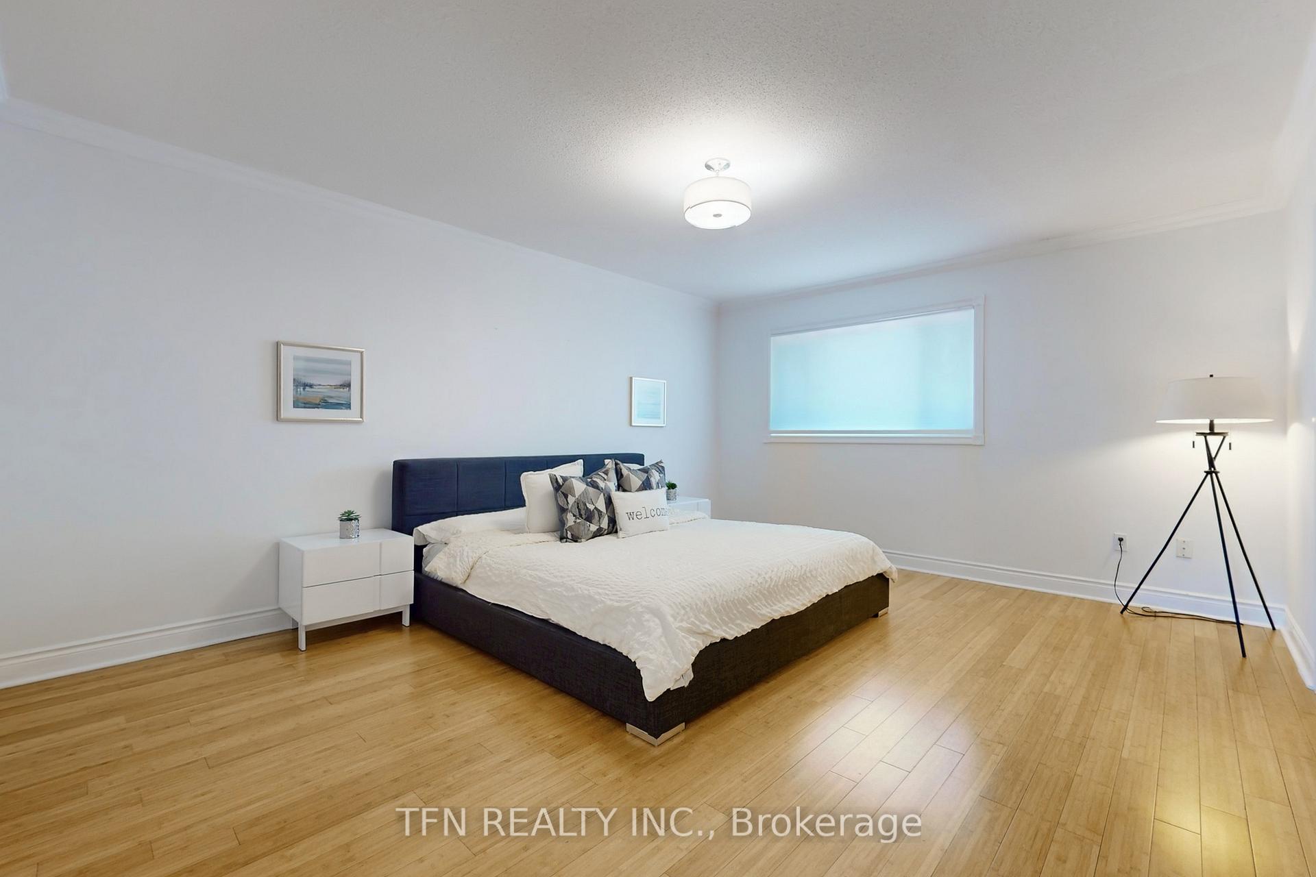 Photo 14 of 24 Lucerne Drive, Vaughan, Vellore Village — HOMEH