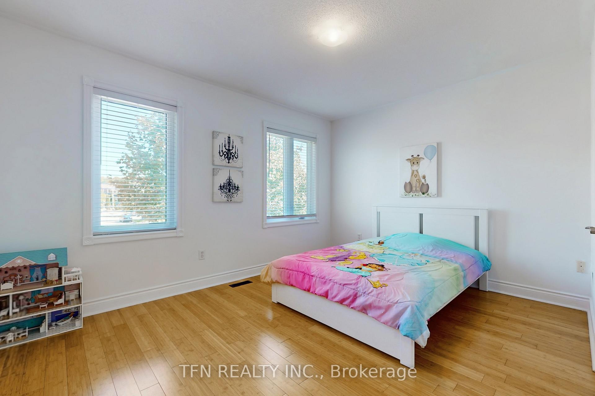 Photo 22 of 24 Lucerne Drive, Vaughan, Vellore Village — HOMEH