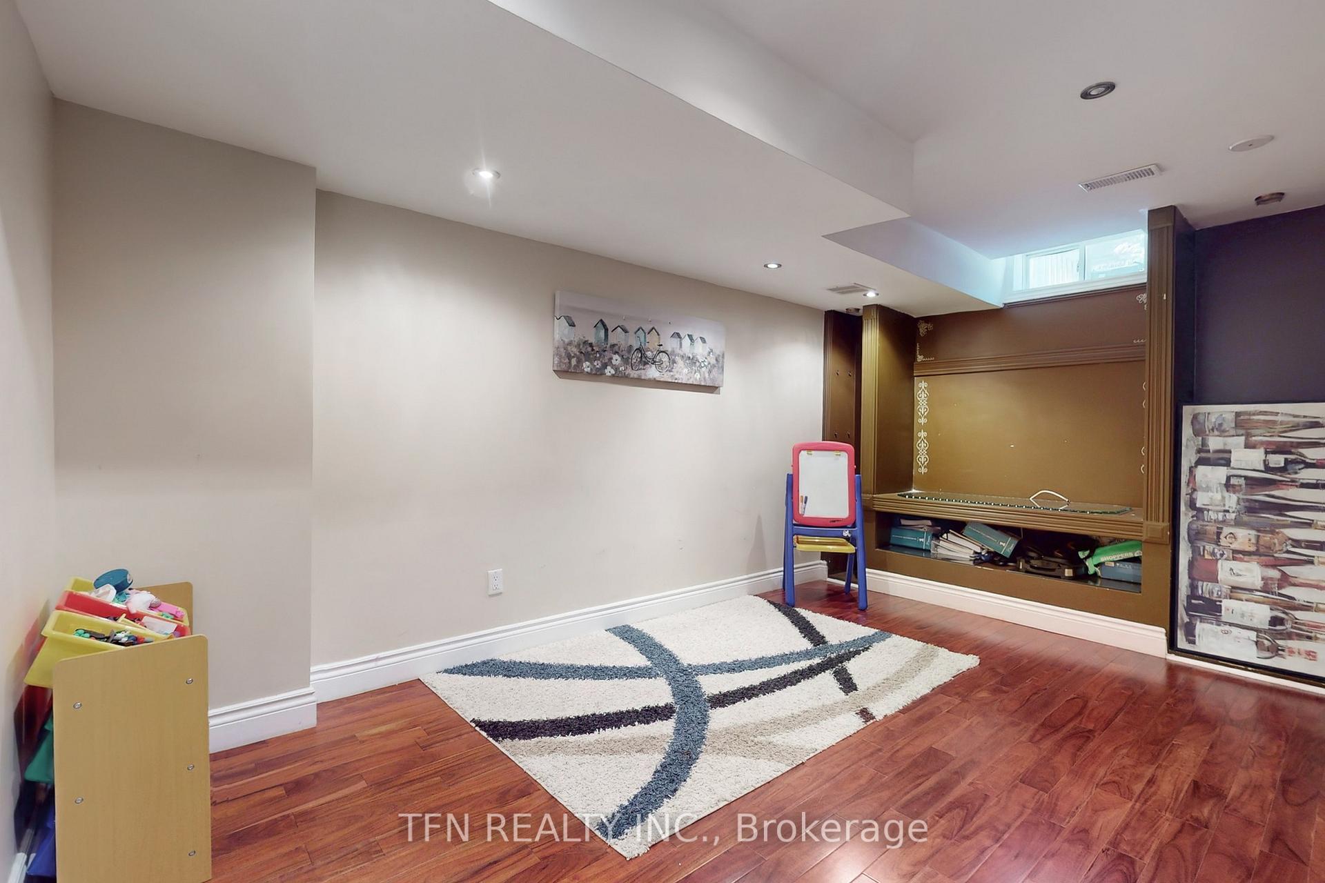 Photo 26 of 24 Lucerne Drive, Vaughan, Vellore Village — HOMEH