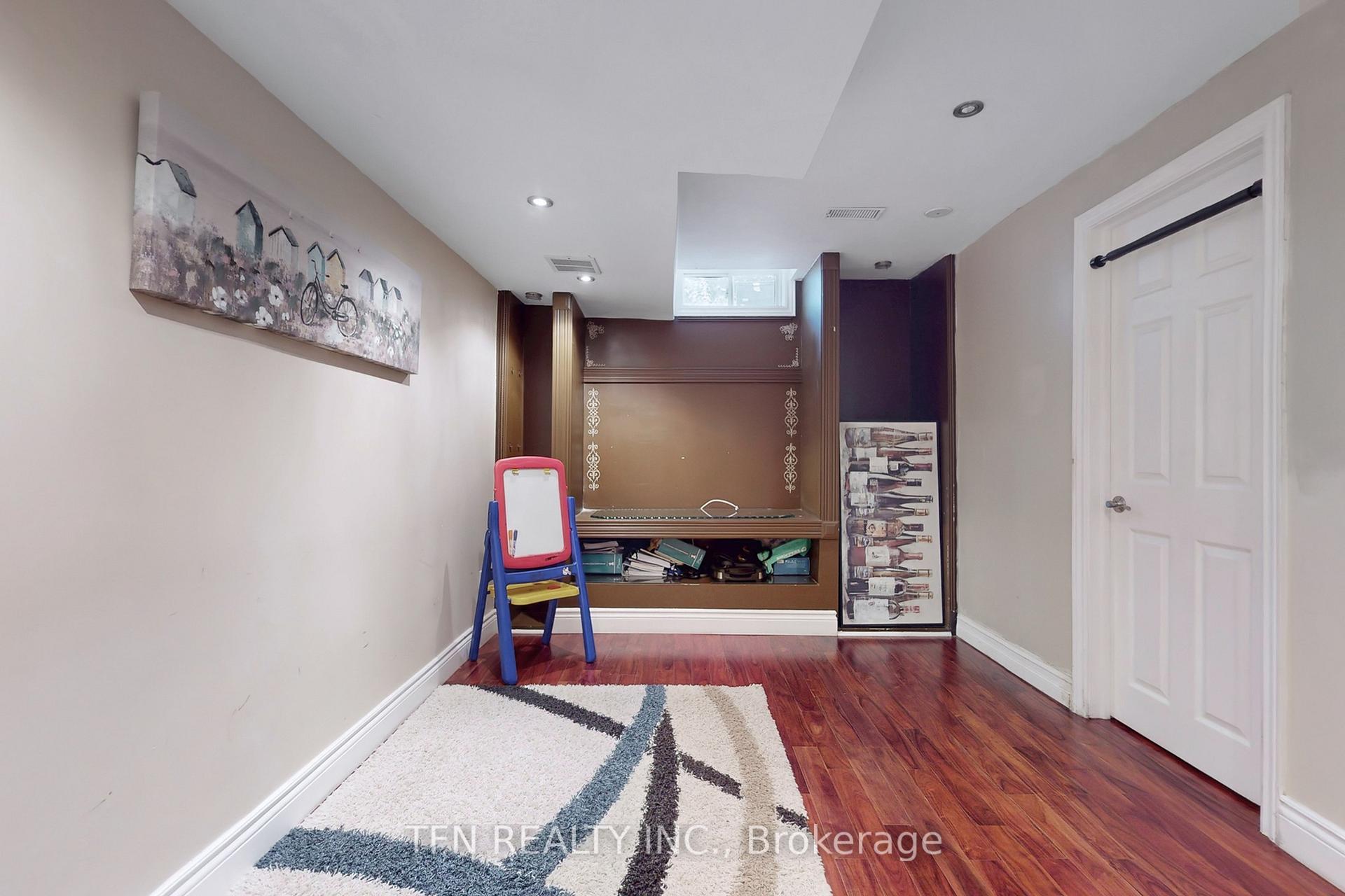 Photo 27 of 24 Lucerne Drive, Vaughan, Vellore Village — HOMEH