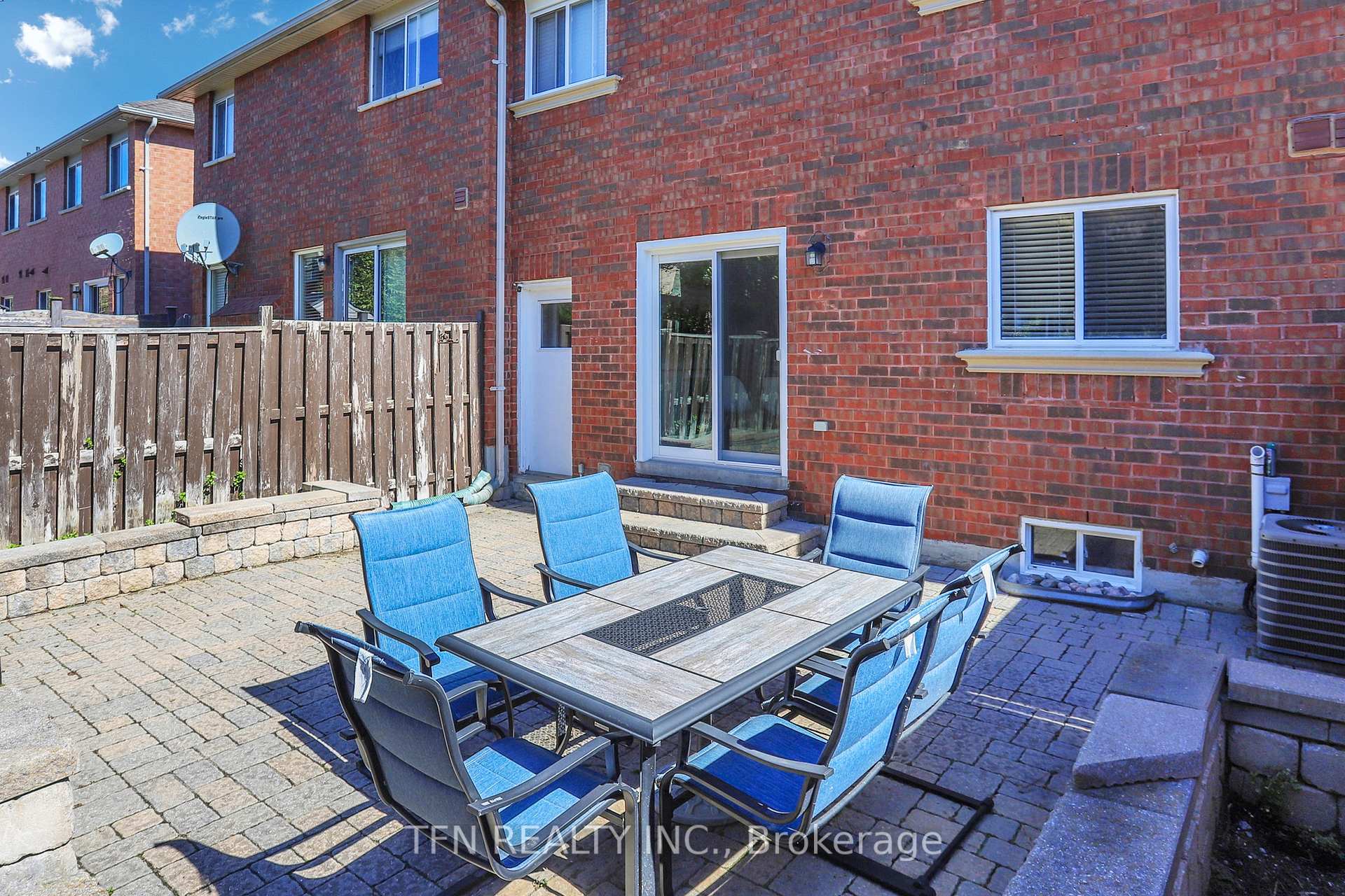 Photo 31 of 24 Lucerne Drive, Vaughan, Vellore Village — HOMEH