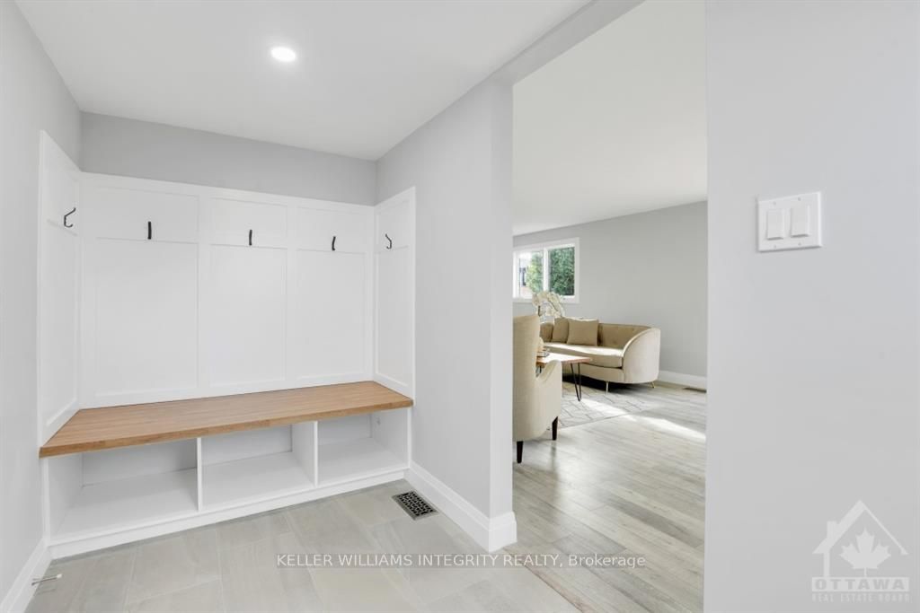 Photo 13 of 42 Woodburn Drive, Ottawa, Blackburn Hamlet — HOMEH