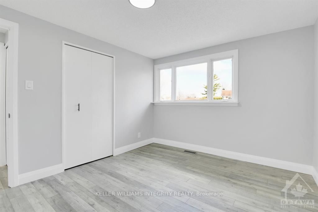 Photo 20 of 42 Woodburn Drive, Ottawa, Blackburn Hamlet — HOMEH
