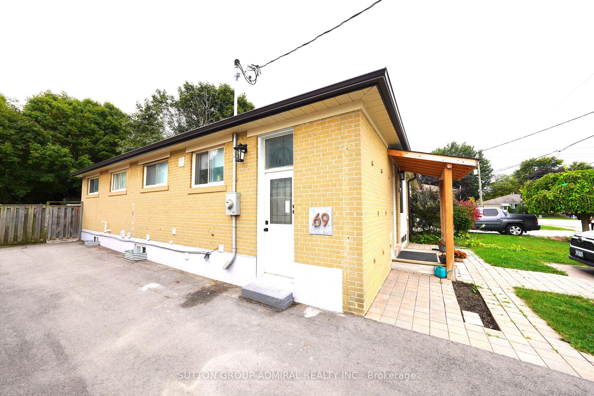Photo 1 of Unit Basement Unit B, 69 Davis Road, Aurora, Aurora Highlands — HOMEH