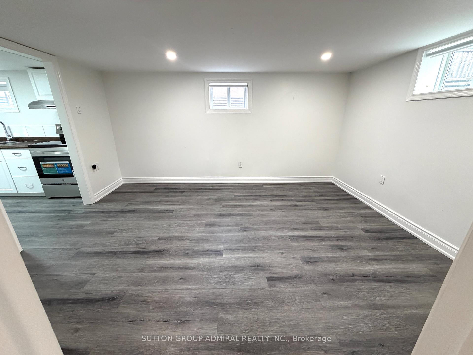 Photo 3 of Unit Basement Unit B, 69 Davis Road, Aurora, Aurora Highlands — HOMEH