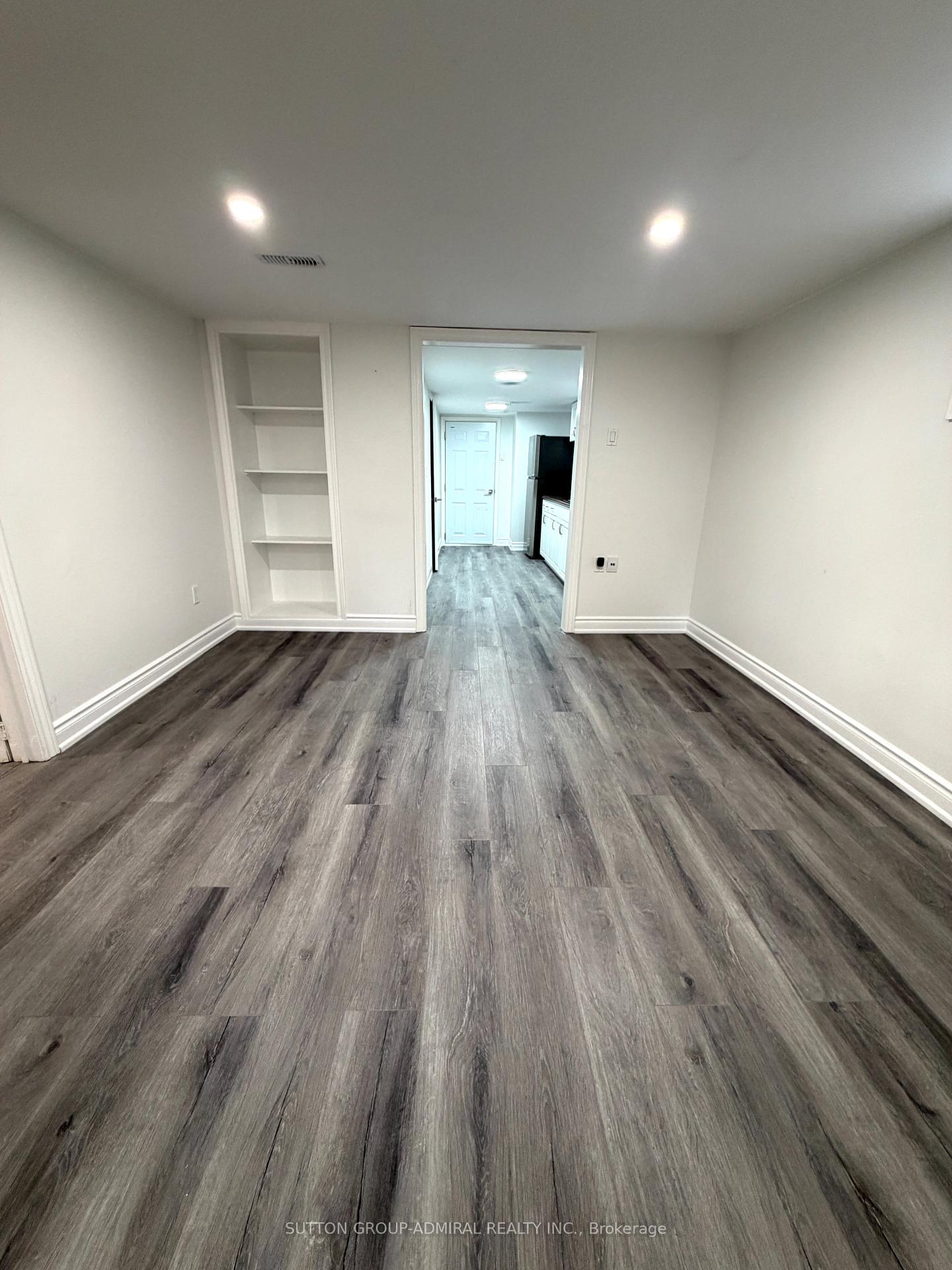 Photo 6 of Unit Basement Unit B, 69 Davis Road, Aurora, Aurora Highlands — HOMEH