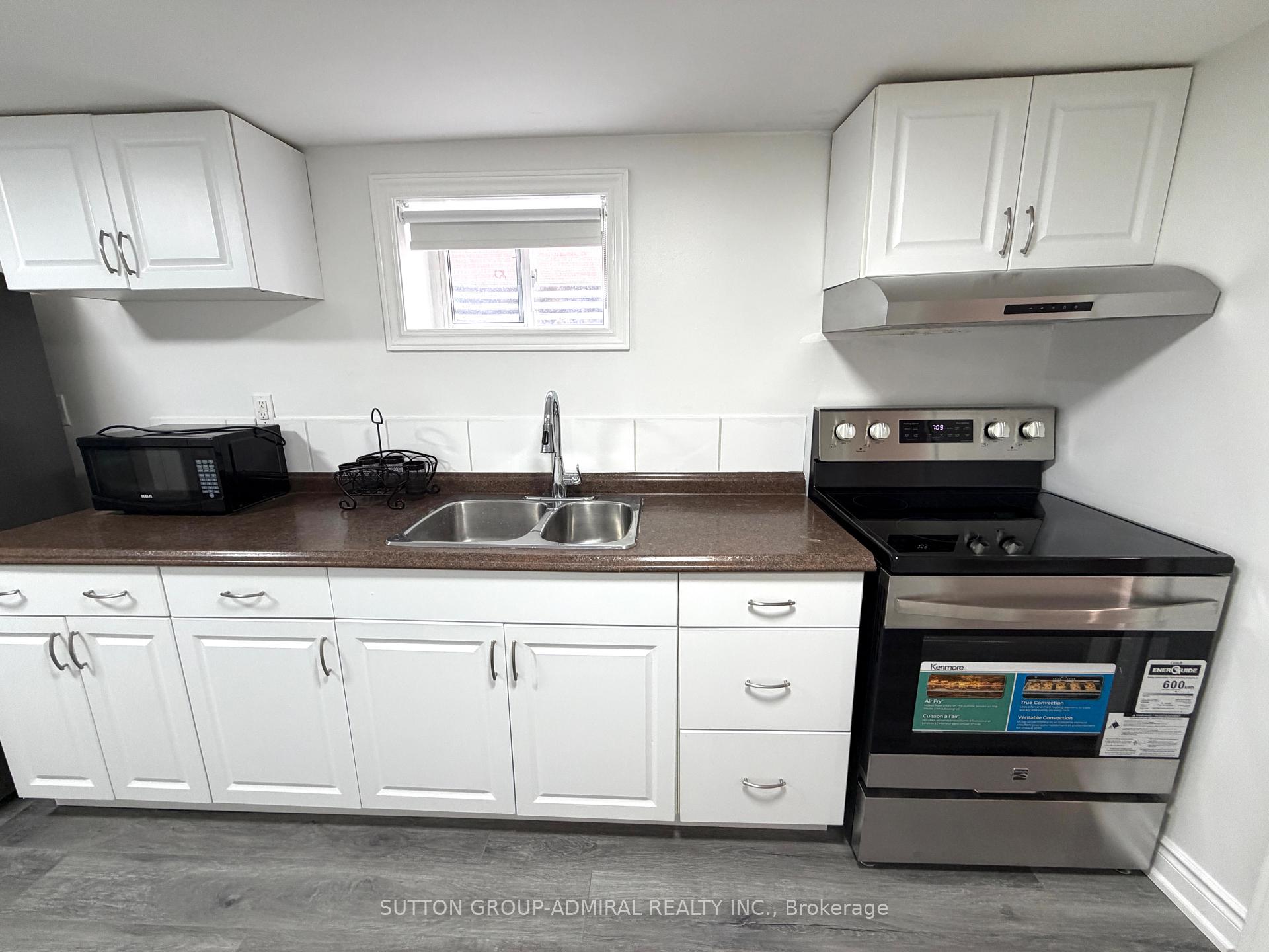 Photo 10 of Unit Basement Unit B, 69 Davis Road, Aurora, Aurora Highlands — HOMEH