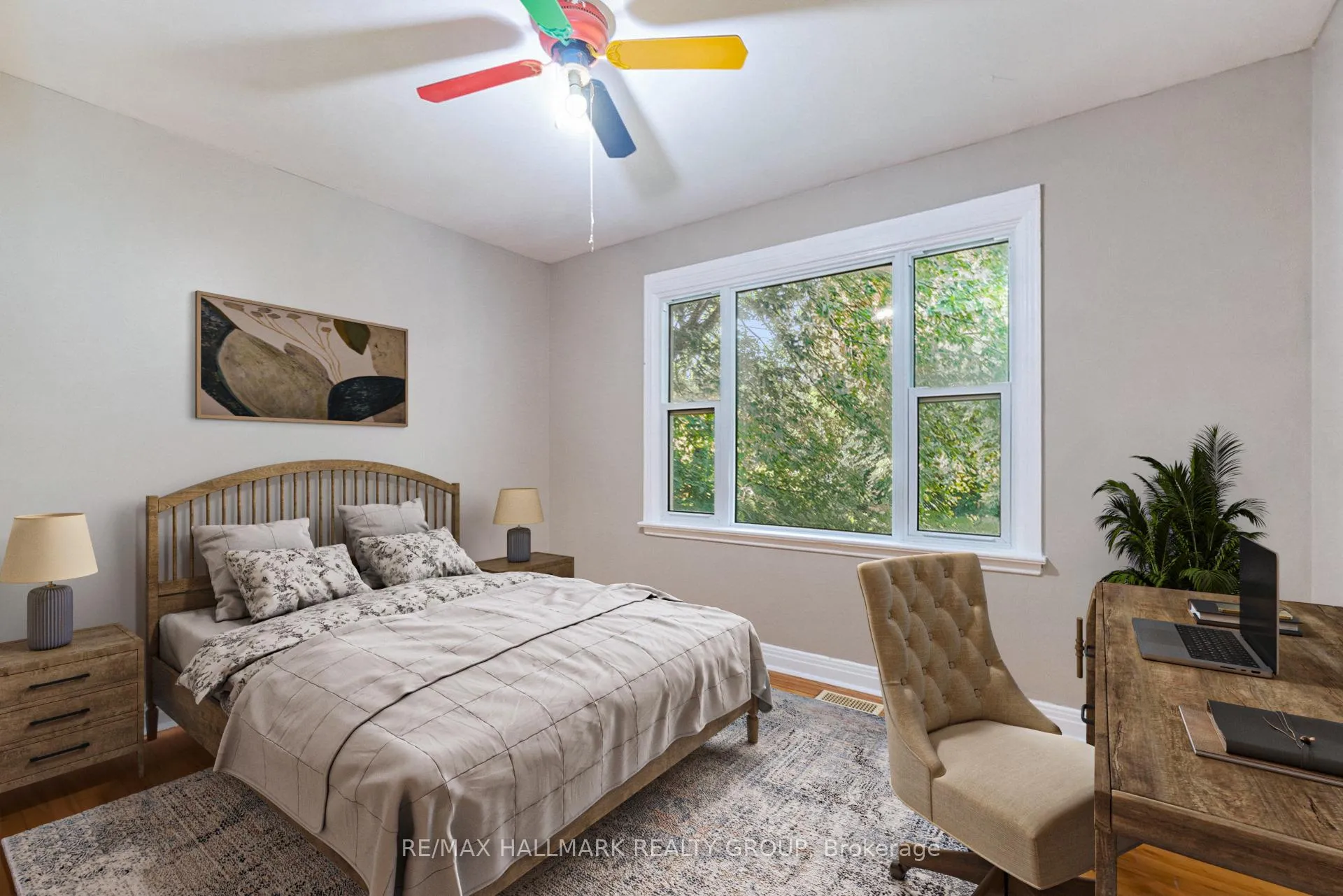 Photo 11 of 426 Blake Boulevard, Ottawa, Vanier — HOMEH