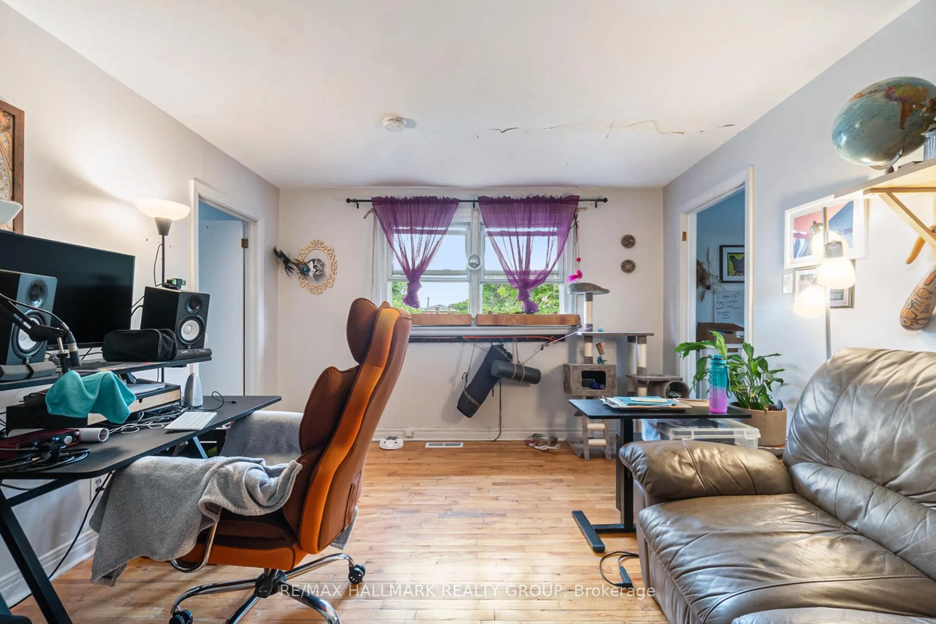 Photo 20 of 426 Blake Boulevard, Ottawa, Vanier — HOMEH