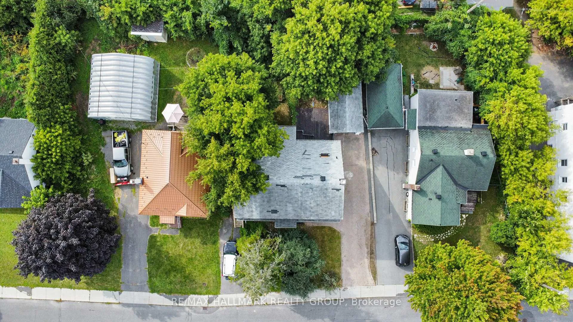 Photo 29 of 426 Blake Boulevard, Ottawa, Vanier — HOMEH