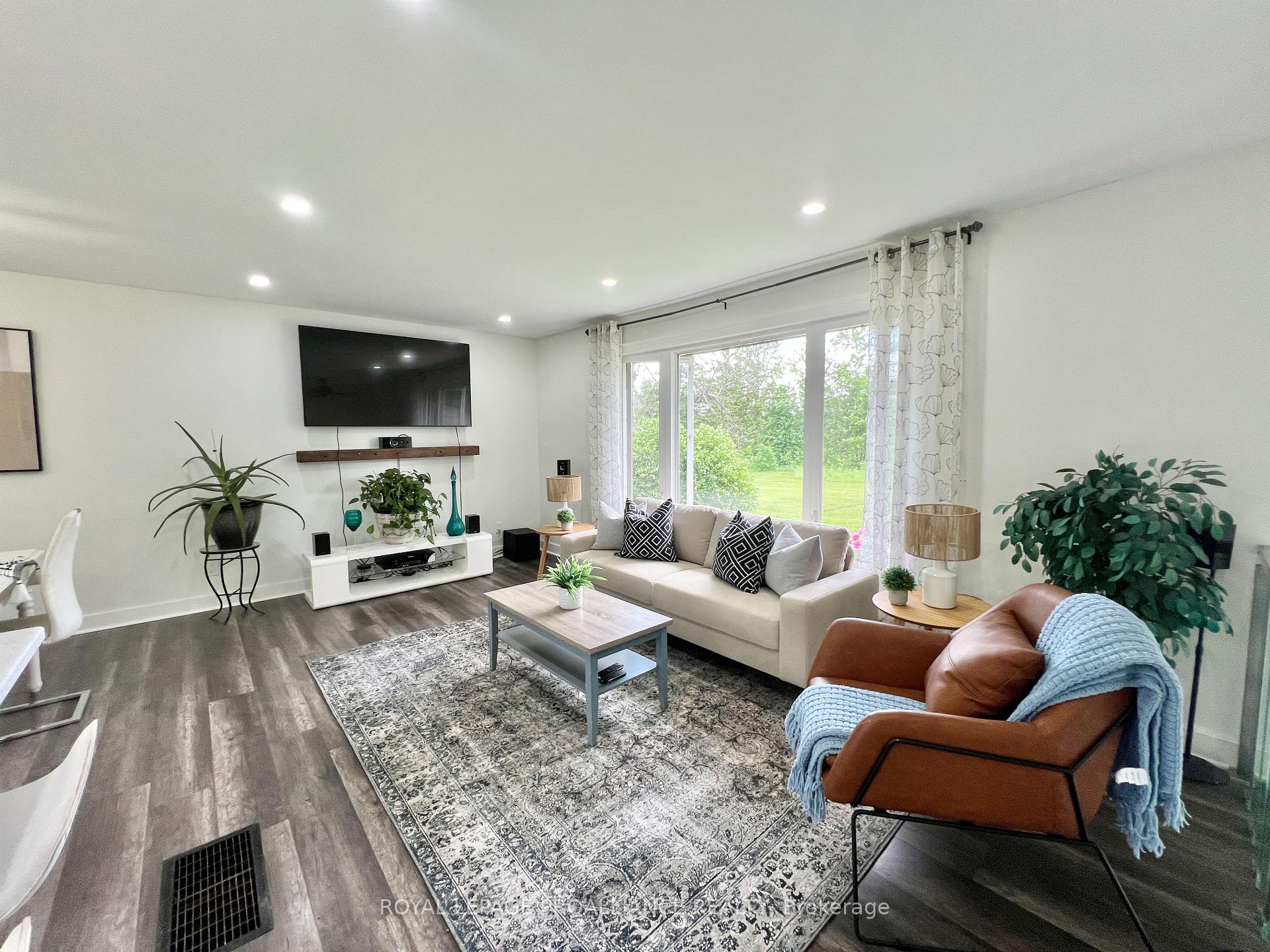 Photo 13 of 3799 Harmony Road, Tyendinaga, Tyendinaga Township — HOMEH