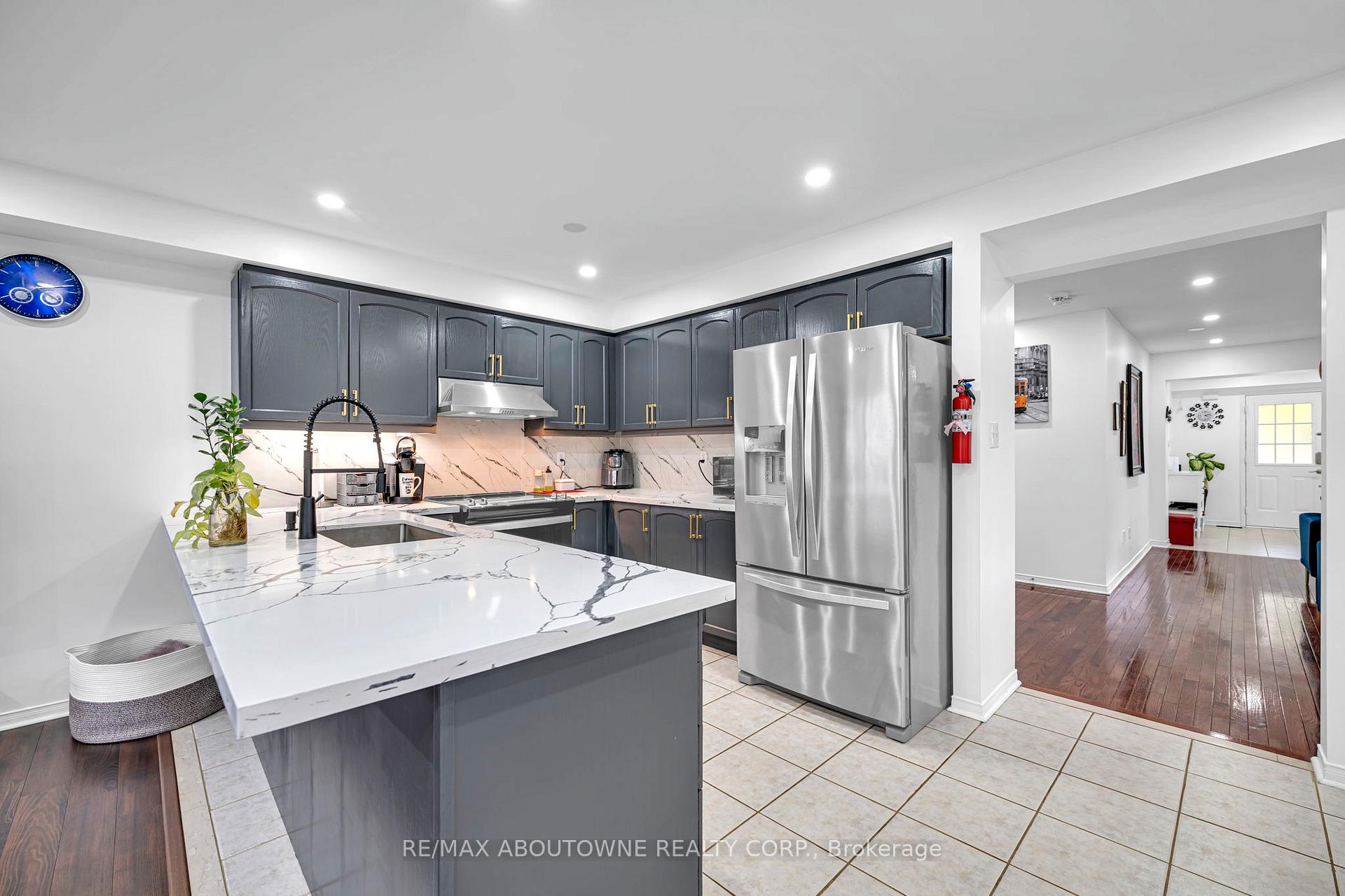 Photo 14 of 303 Porte Road, Ajax, South East — HOMEH