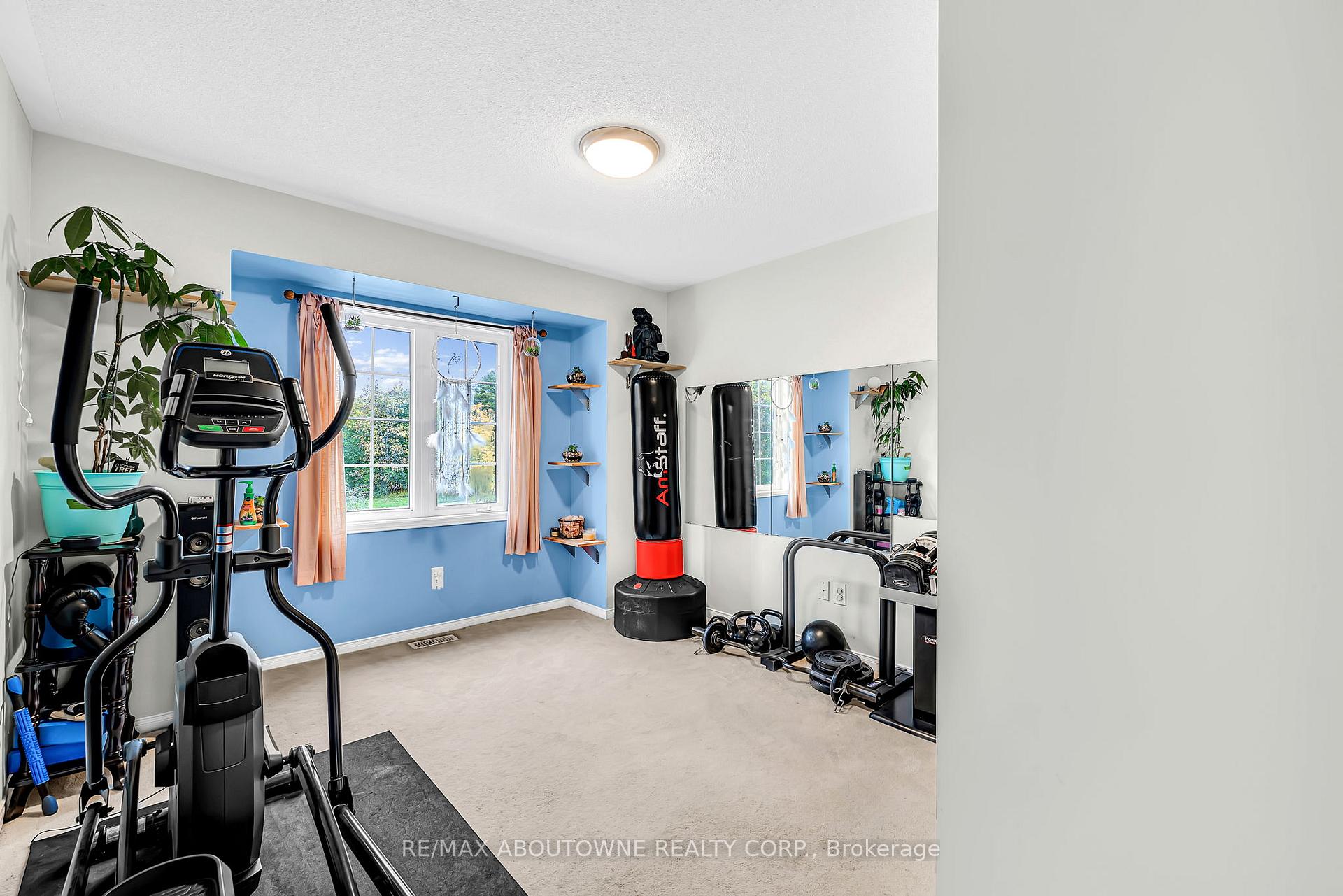 Photo 23 of 303 Porte Road, Ajax, South East — HOMEH