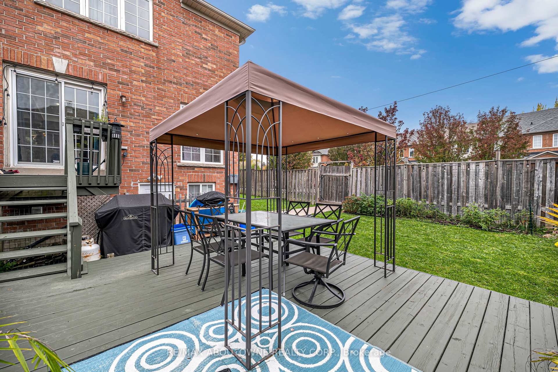 Photo 28 of 303 Porte Road, Ajax, South East — HOMEH