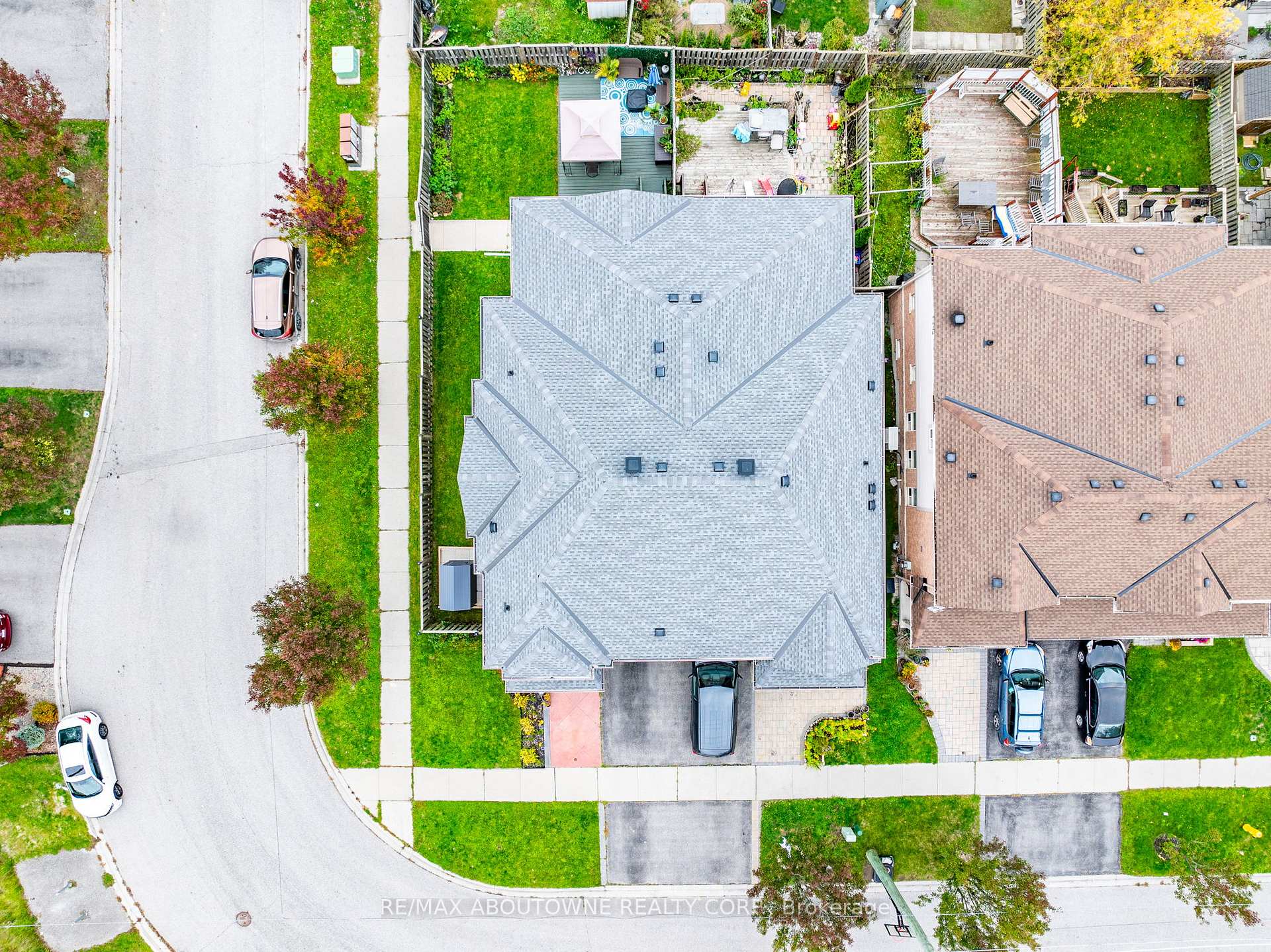 Photo 31 of 303 Porte Road, Ajax, South East — HOMEH