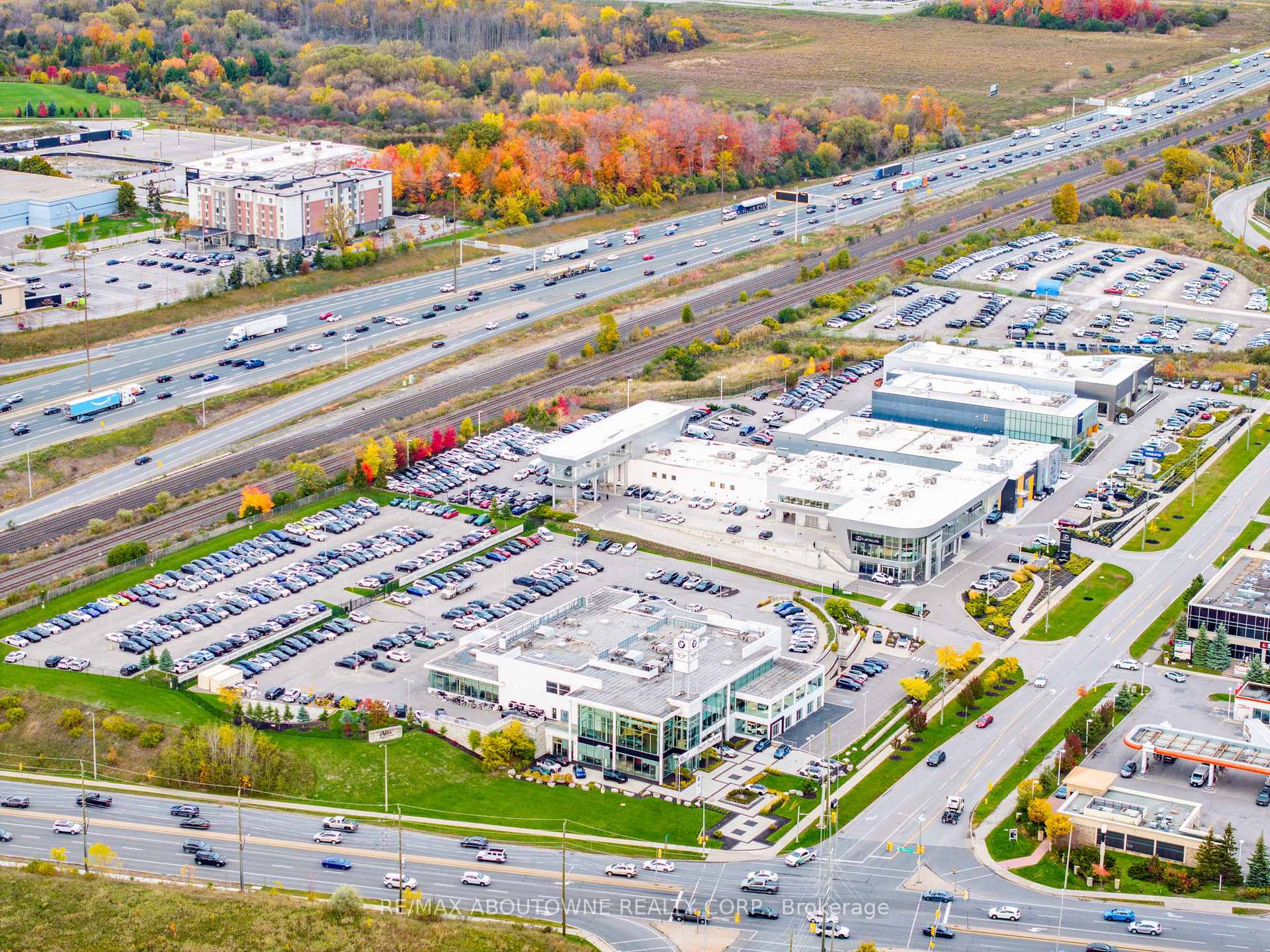Photo 38 of 303 Porte Road, Ajax, South East — HOMEH