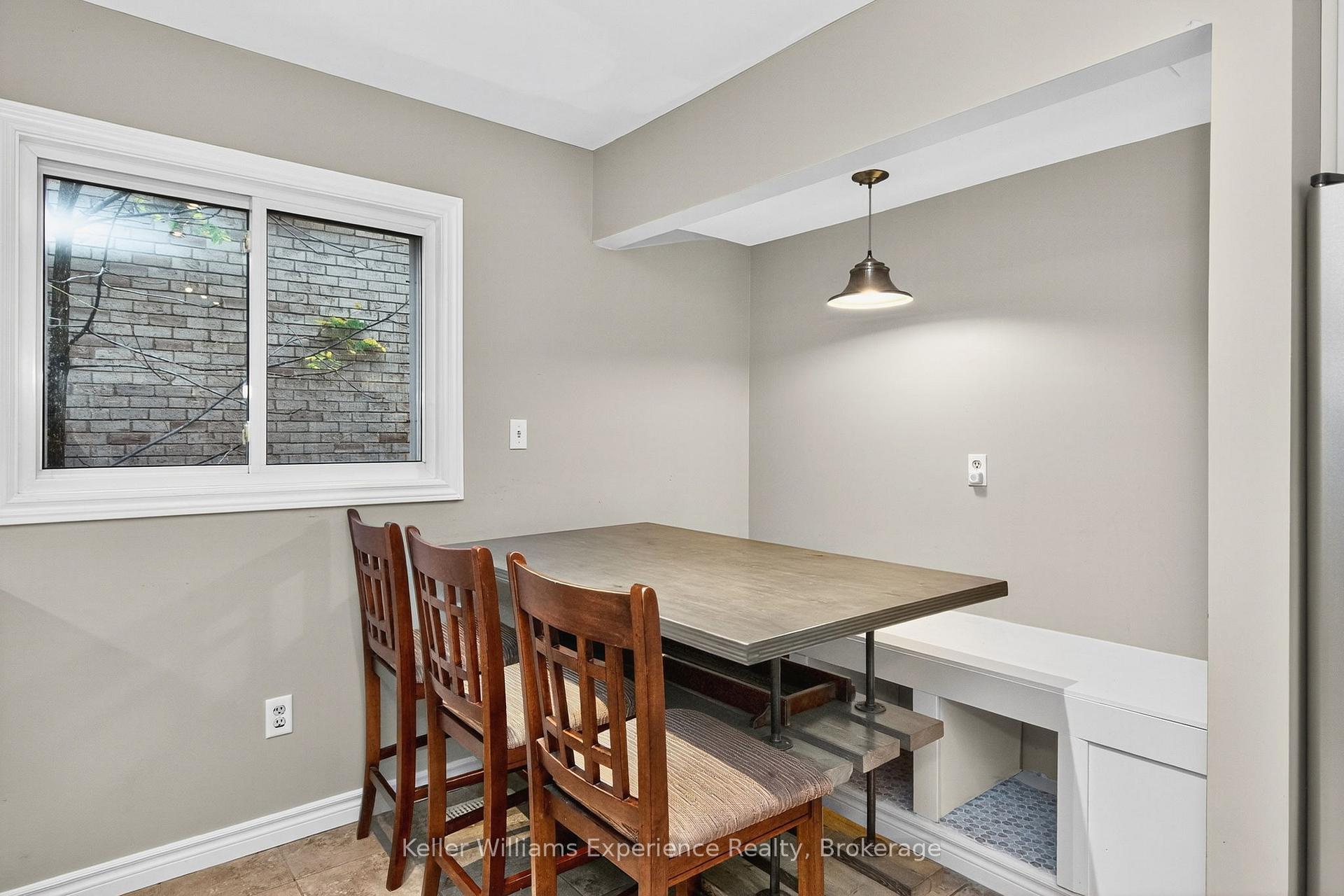 Photo 8 of 22 Cartwright Drive, Barrie, Cundles East — HOMEH
