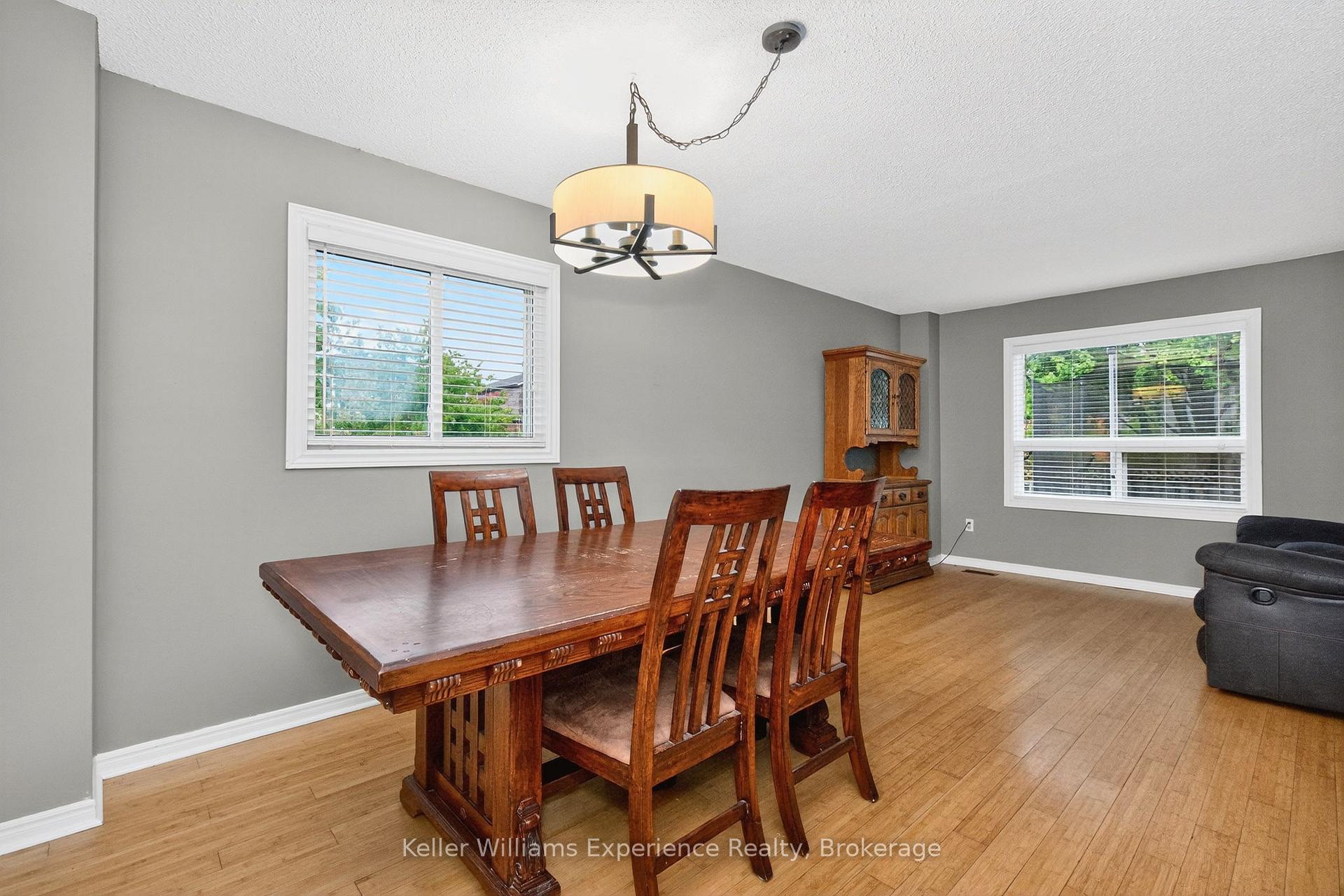 Photo 23 of 22 Cartwright Drive, Barrie, Cundles East — HOMEH