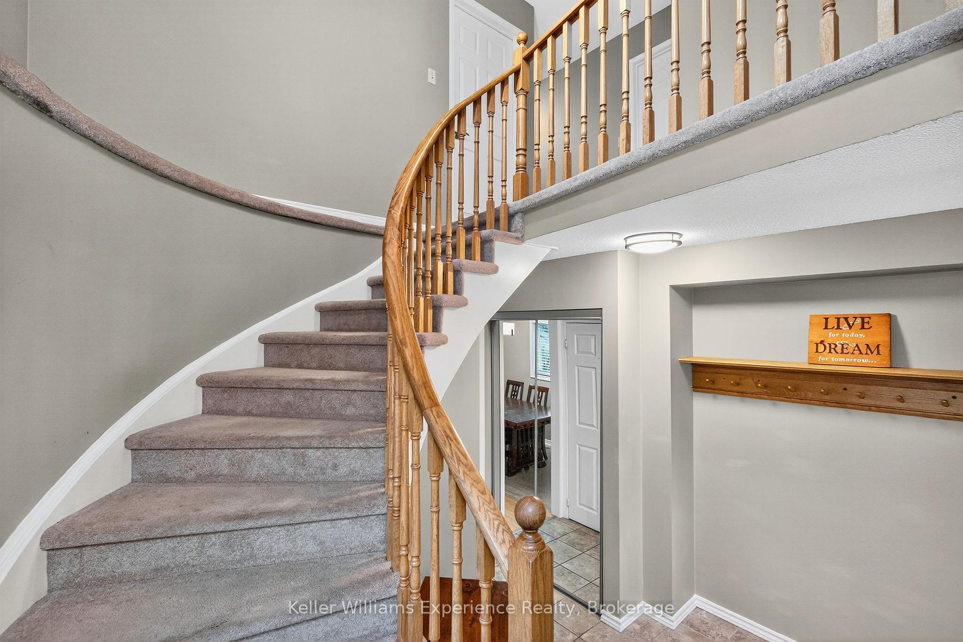 Photo 17 of 22 Cartwright Drive, Barrie, Cundles East — HOMEH