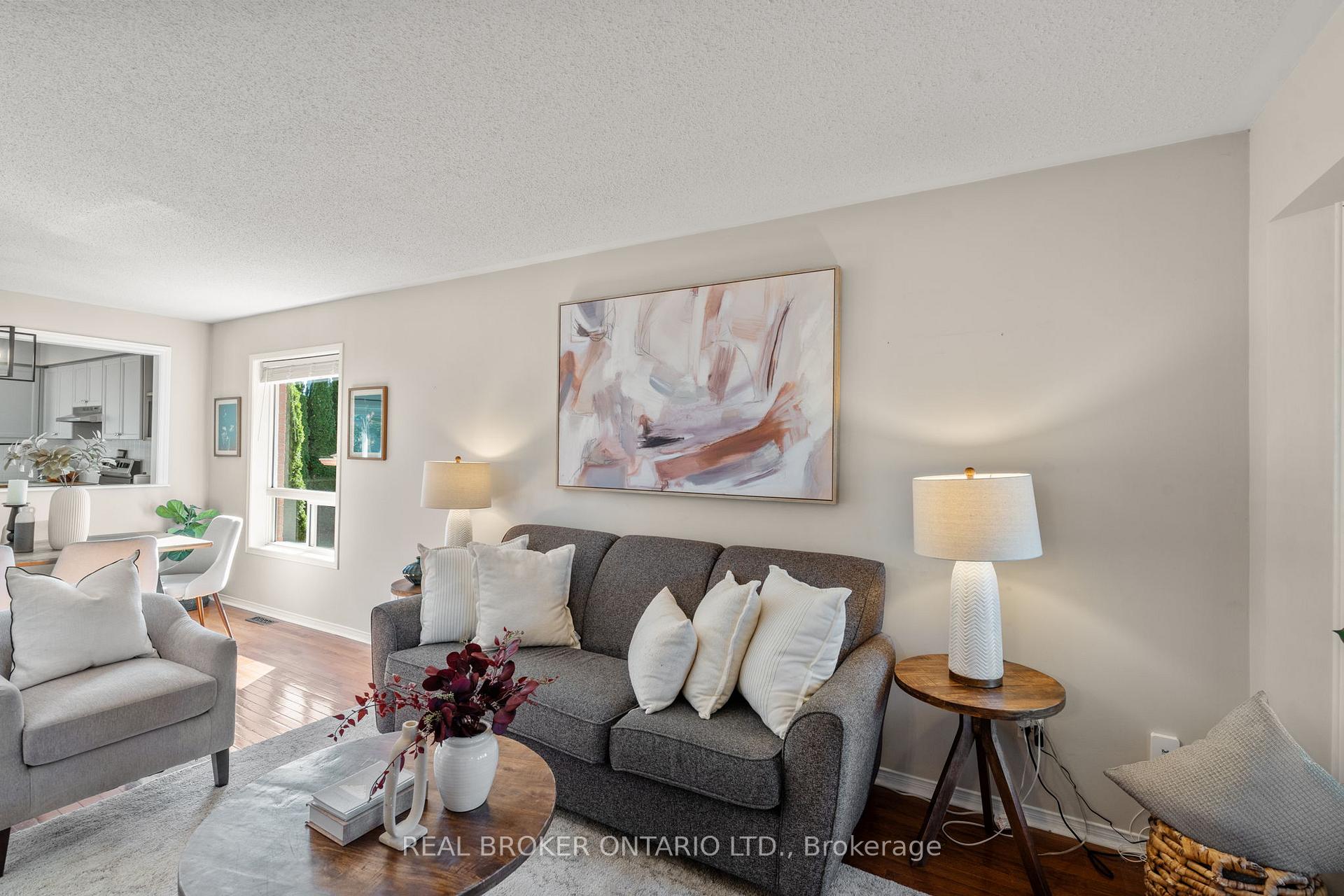 Photo 9 of 46 Bolster Lane, Uxbridge — HOMEH