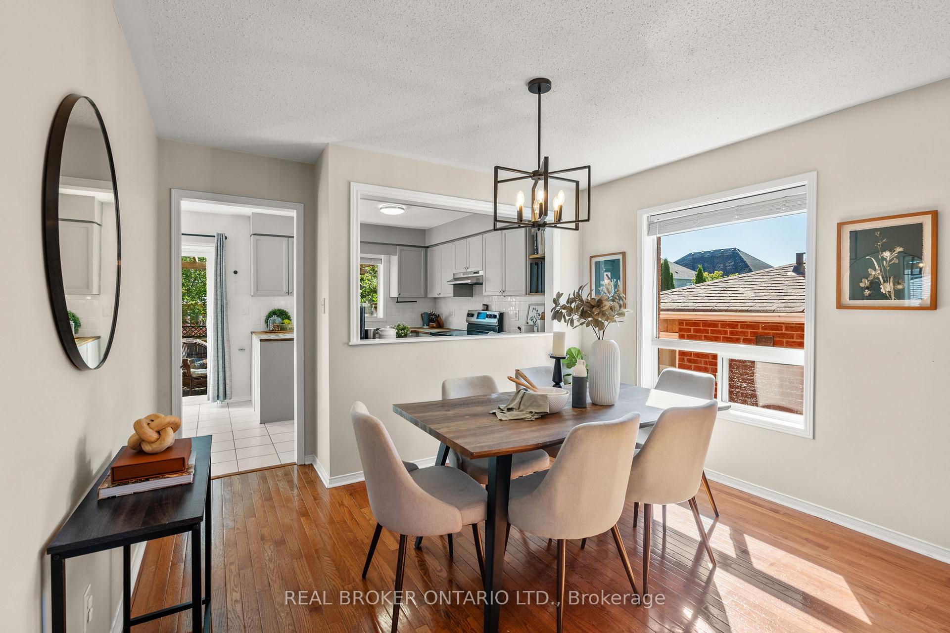 Photo 10 of 46 Bolster Lane, Uxbridge — HOMEH