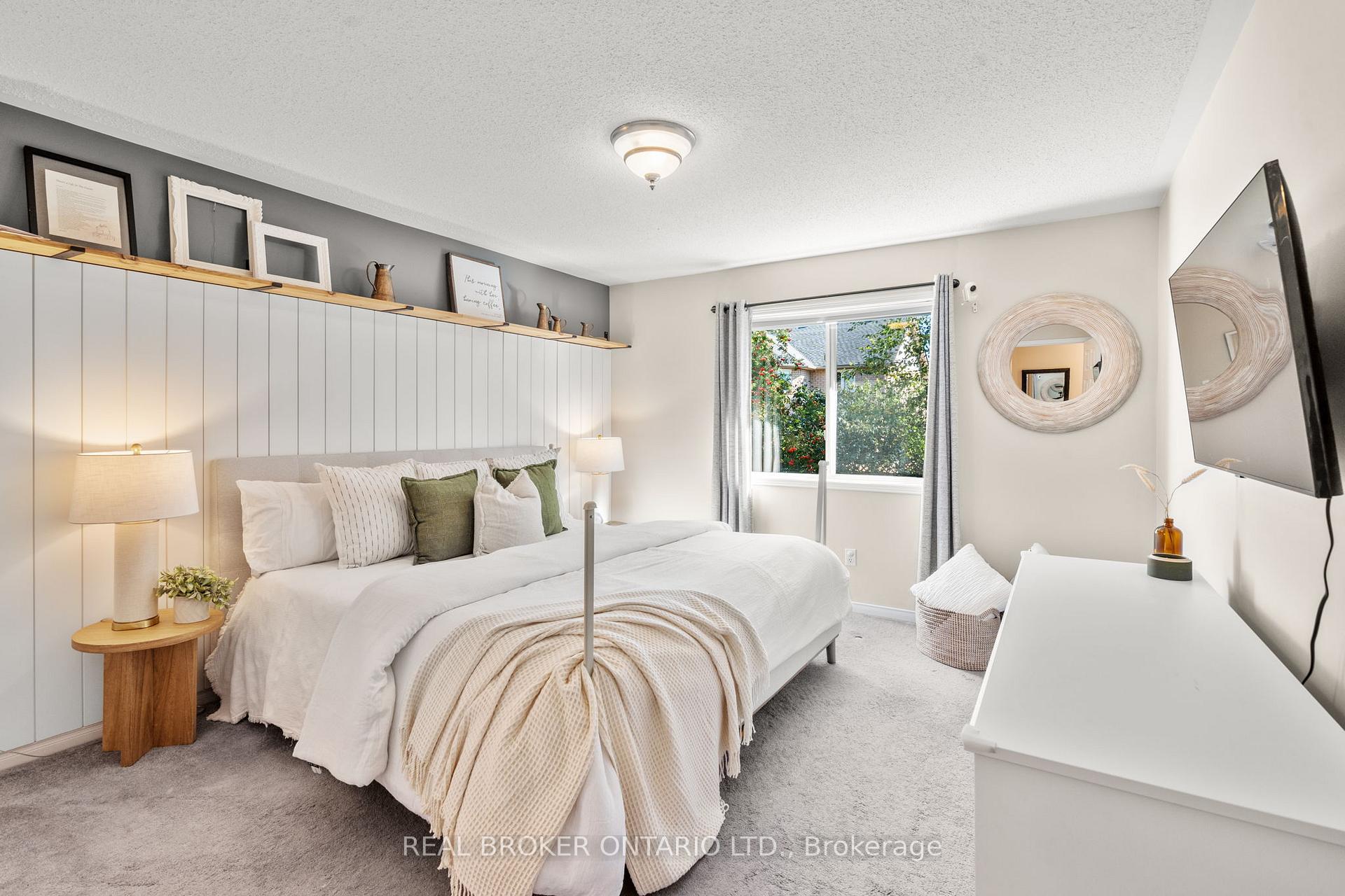 Photo 19 of 46 Bolster Lane, Uxbridge — HOMEH