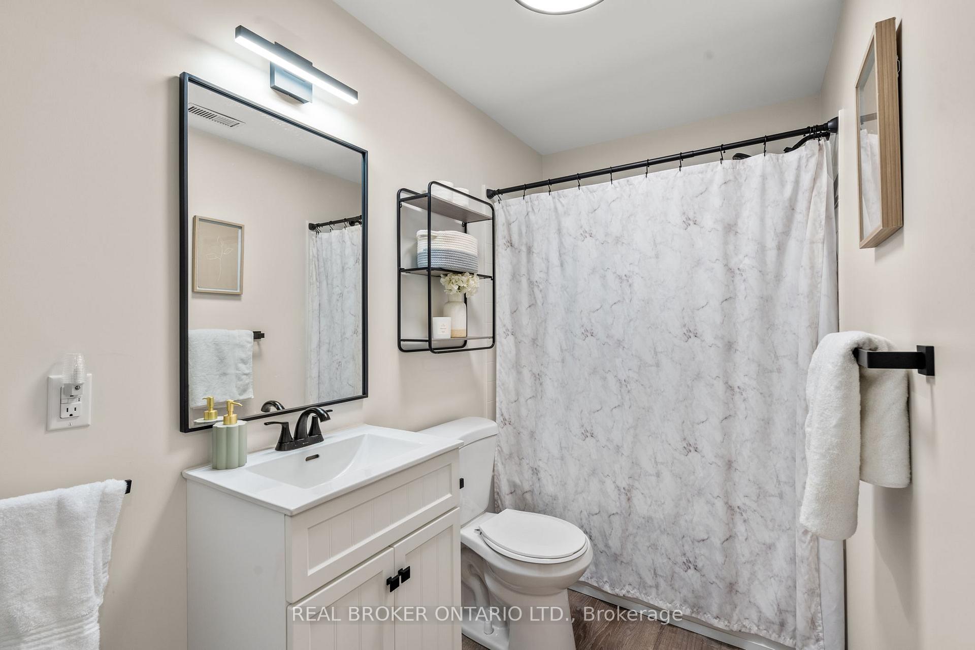 Photo 31 of 46 Bolster Lane, Uxbridge — HOMEH