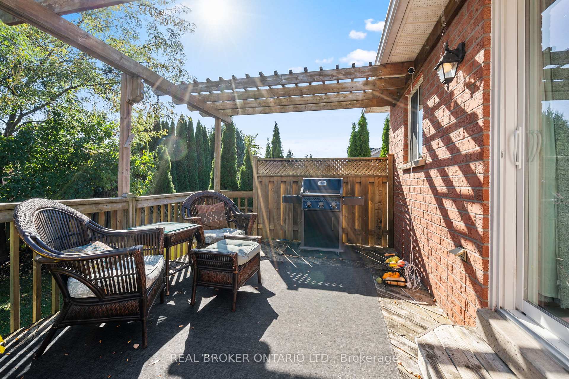 Photo 35 of 46 Bolster Lane, Uxbridge — HOMEH