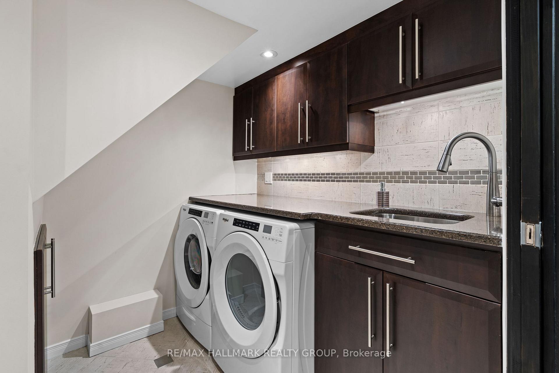 Photo 29 of 2140 Blue Jay Crescent, Ottawa, Beacon Hill North — HOMEH