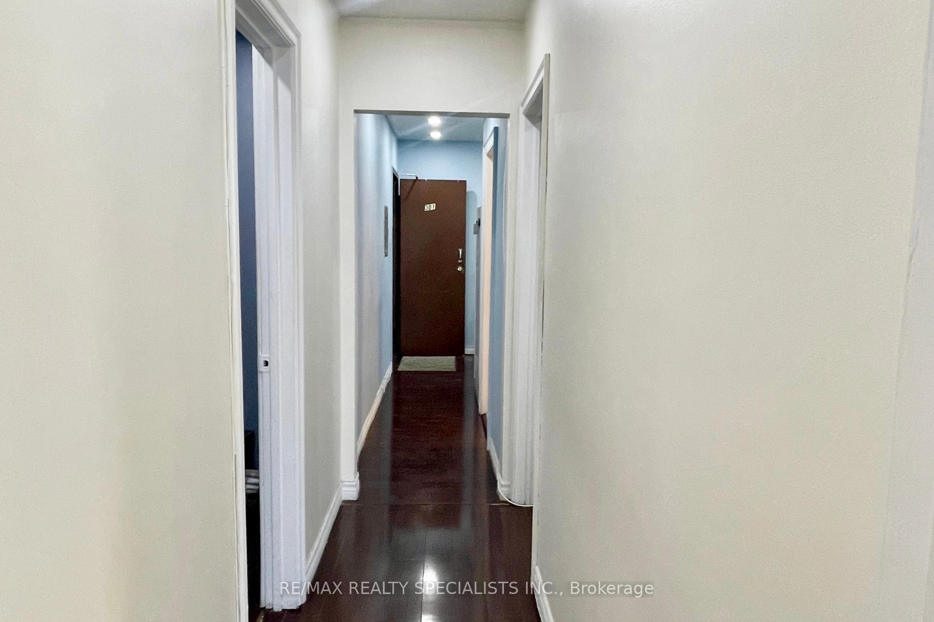 Photo 4 of Unit 301, 1118 College Street, Toronto, Little Portugal — HOMEH