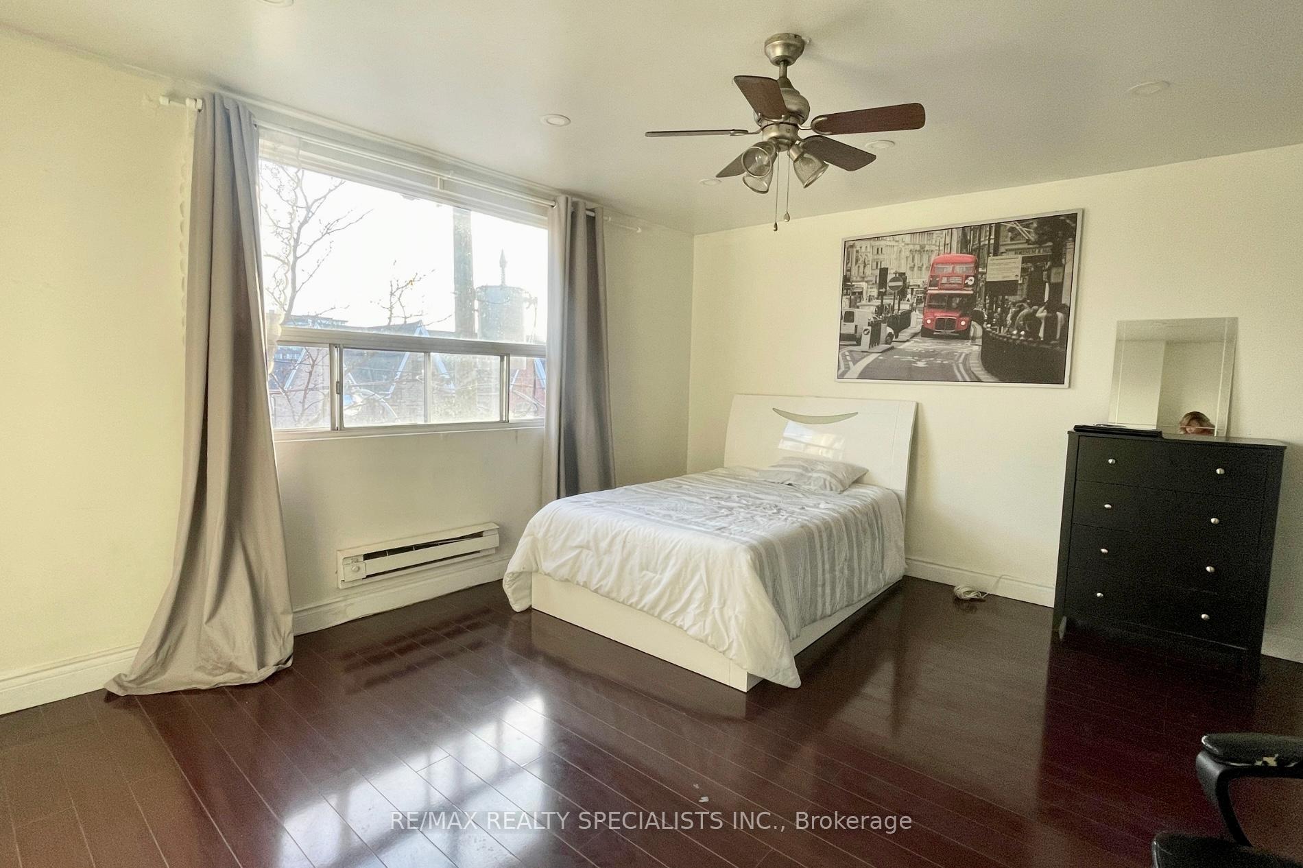 Photo 8 of Unit 301, 1118 College Street, Toronto, Little Portugal — HOMEH