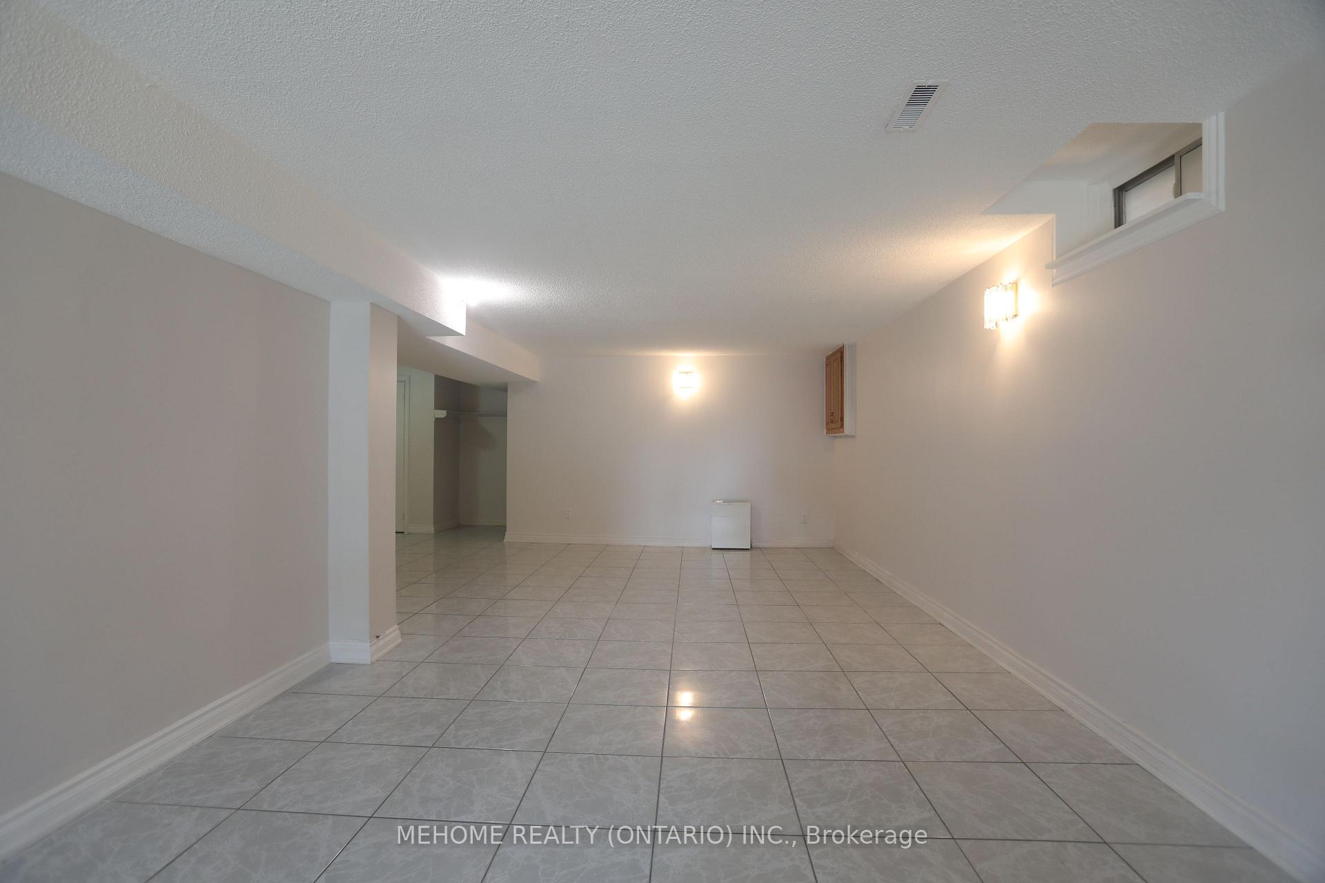Photo 26 of 70 Governor Crescent, Vaughan, East Woodbridge — HOMEH