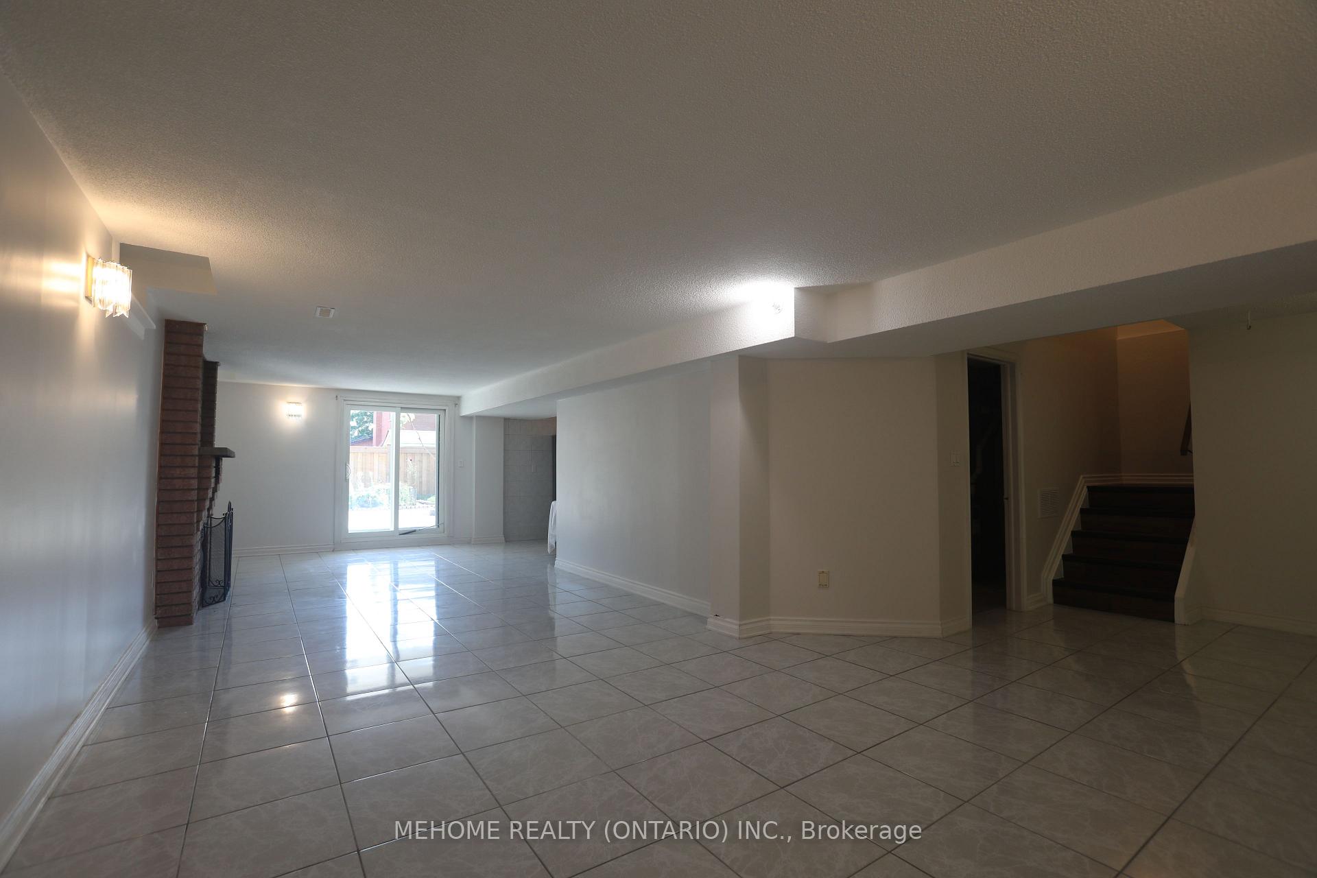 Photo 28 of 70 Governor Crescent, Vaughan, East Woodbridge — HOMEH