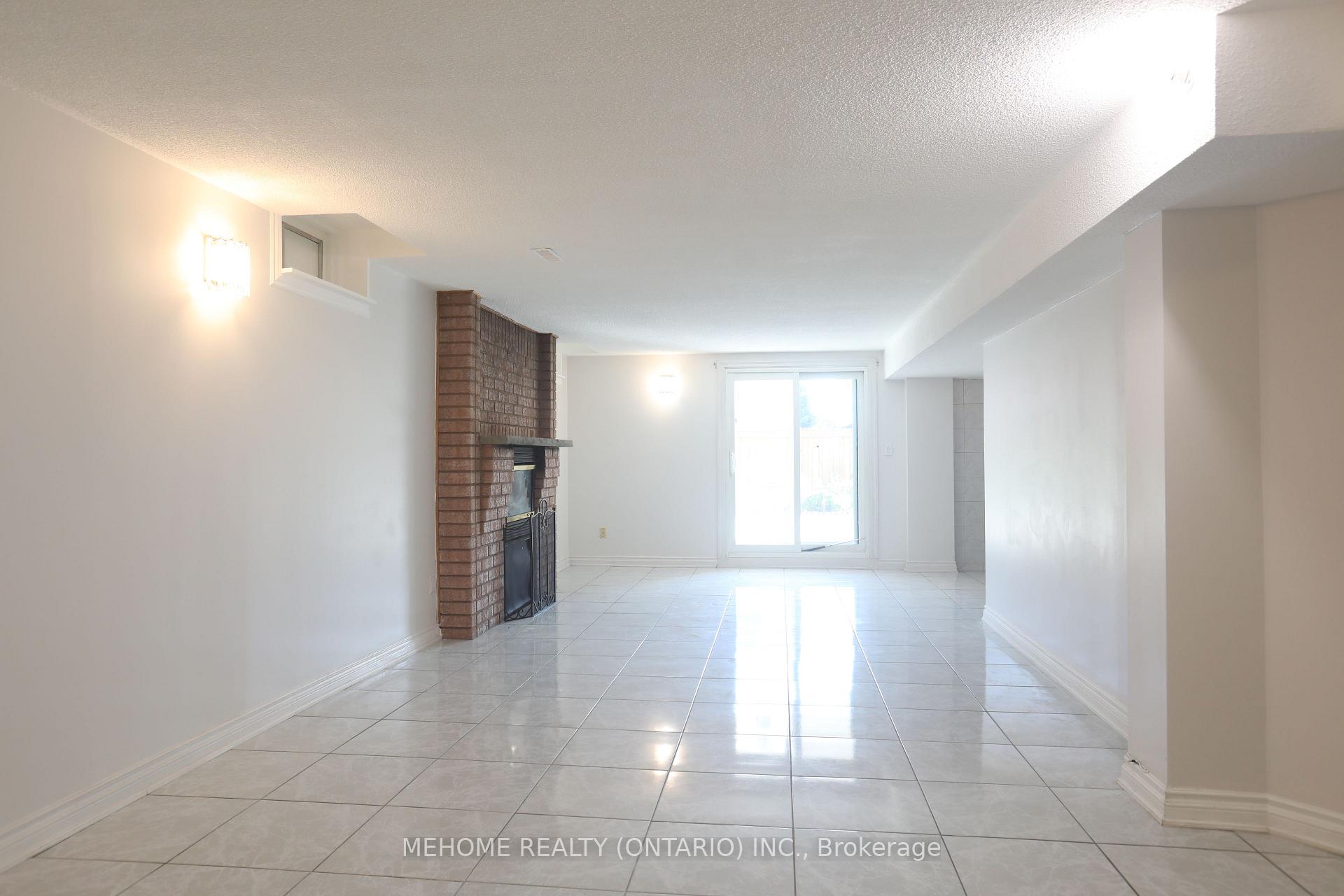 Photo 29 of 70 Governor Crescent, Vaughan, East Woodbridge — HOMEH