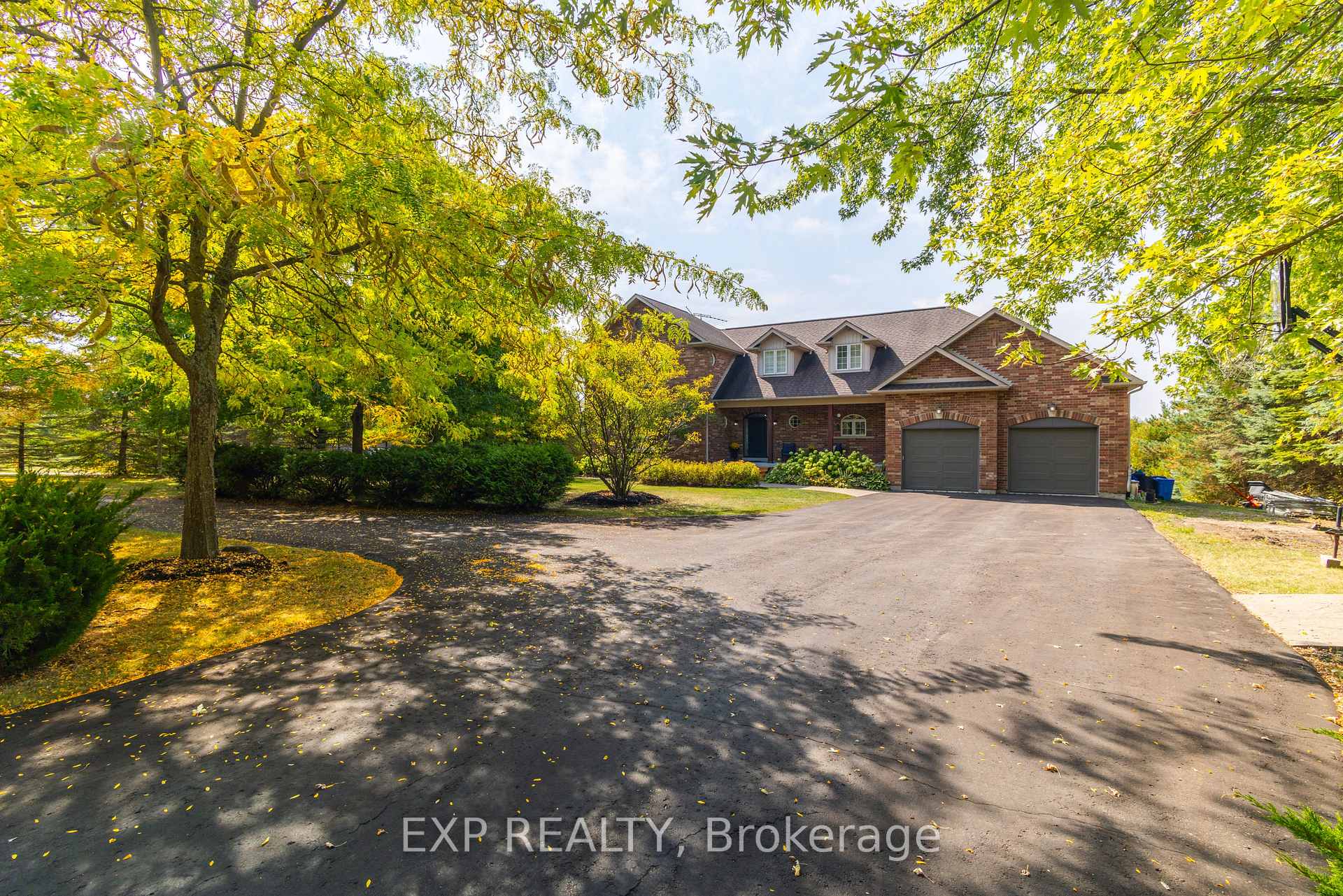 Photo 5 of 18 Acton Road, Uxbridge, Rural Uxbridge — HOMEH