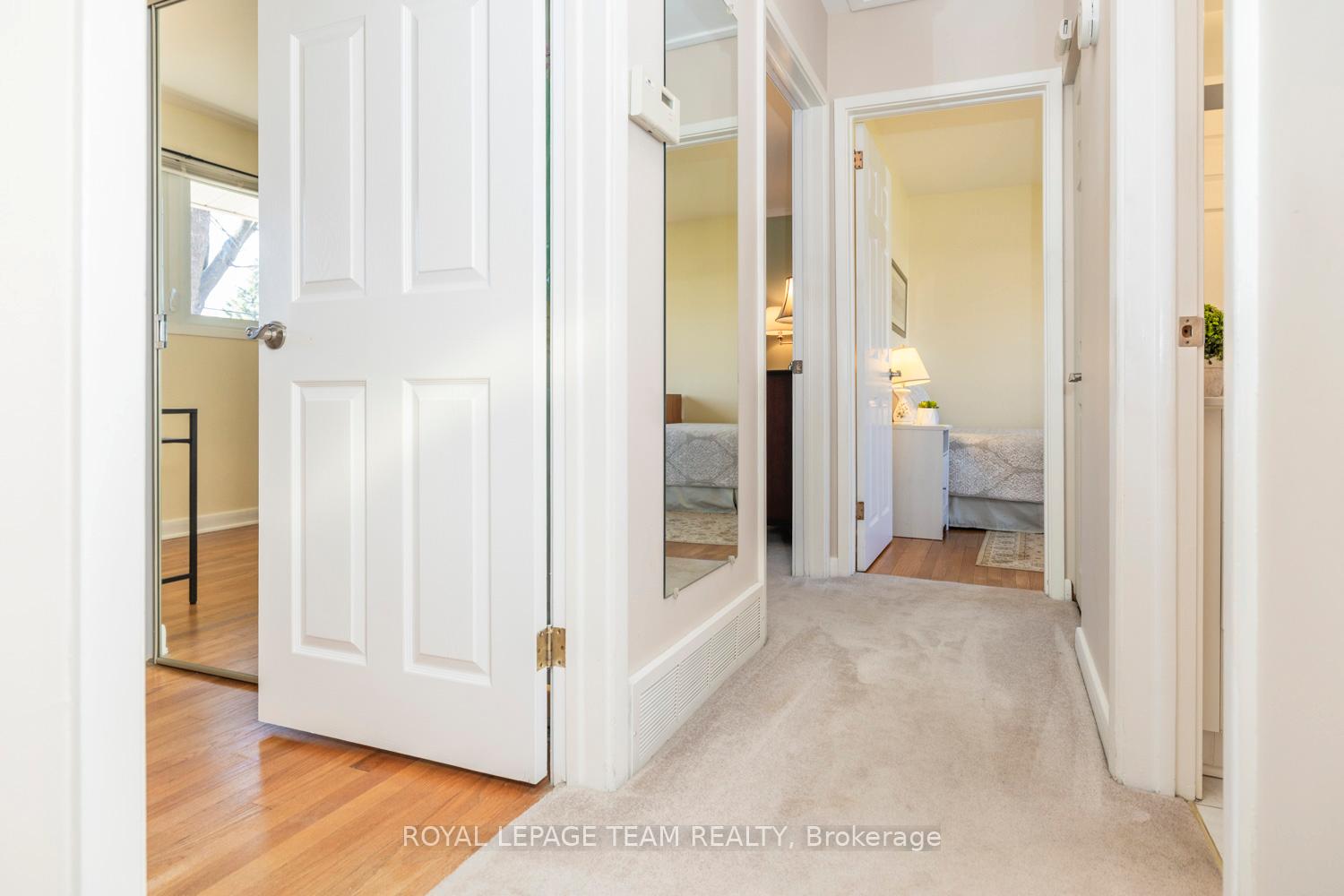 Photo 22 of 24 Ellery Crescent, Ottawa, Lynwood Village — HOMEH