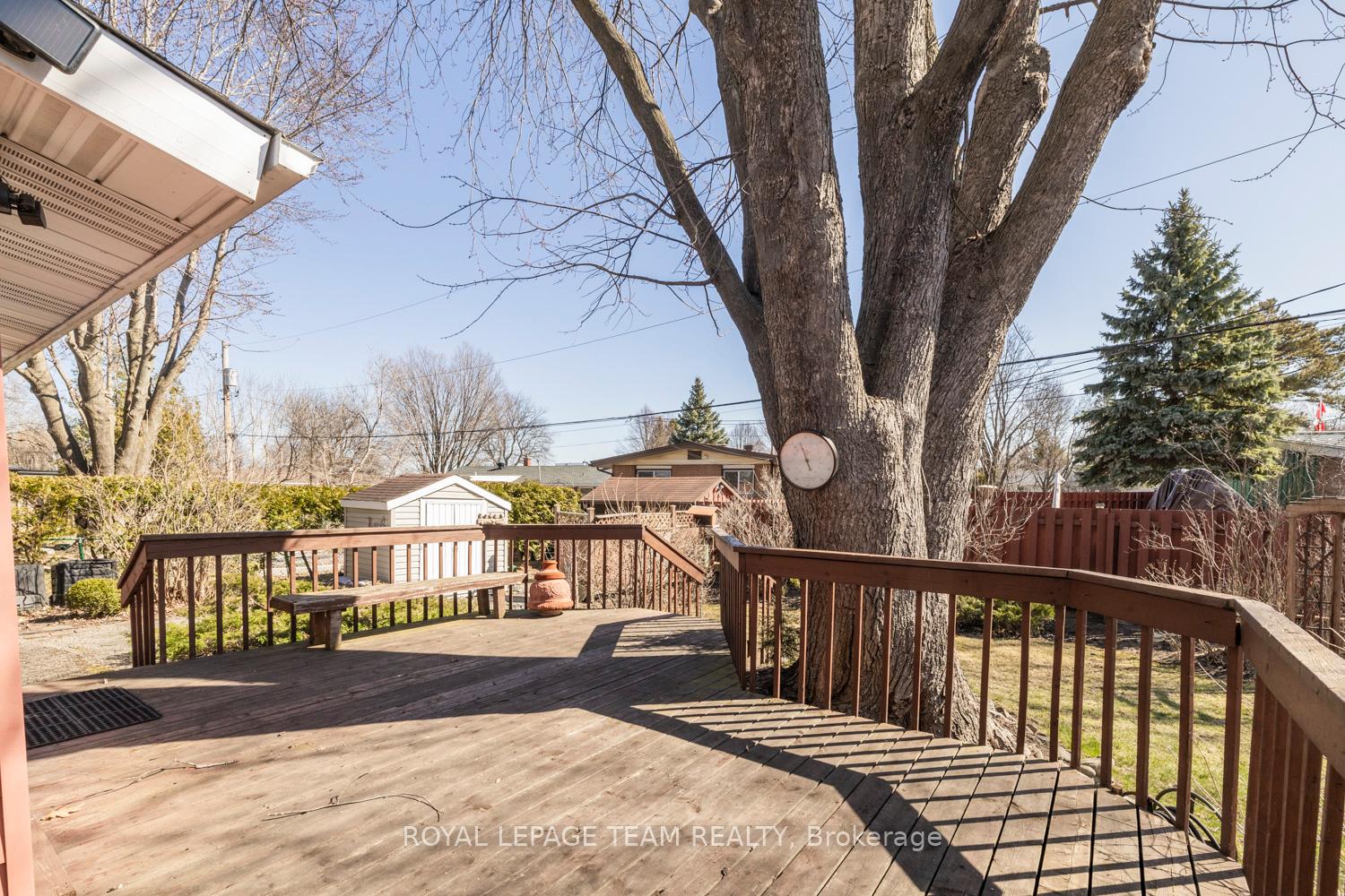 Photo 39 of 24 Ellery Crescent, Ottawa, Lynwood Village — HOMEH