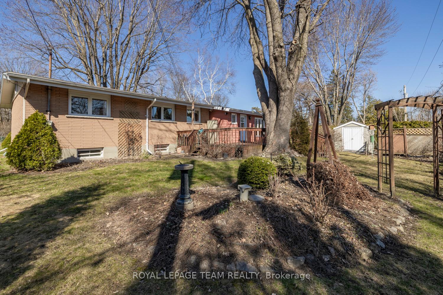 Photo 41 of 24 Ellery Crescent, Ottawa, Lynwood Village — HOMEH