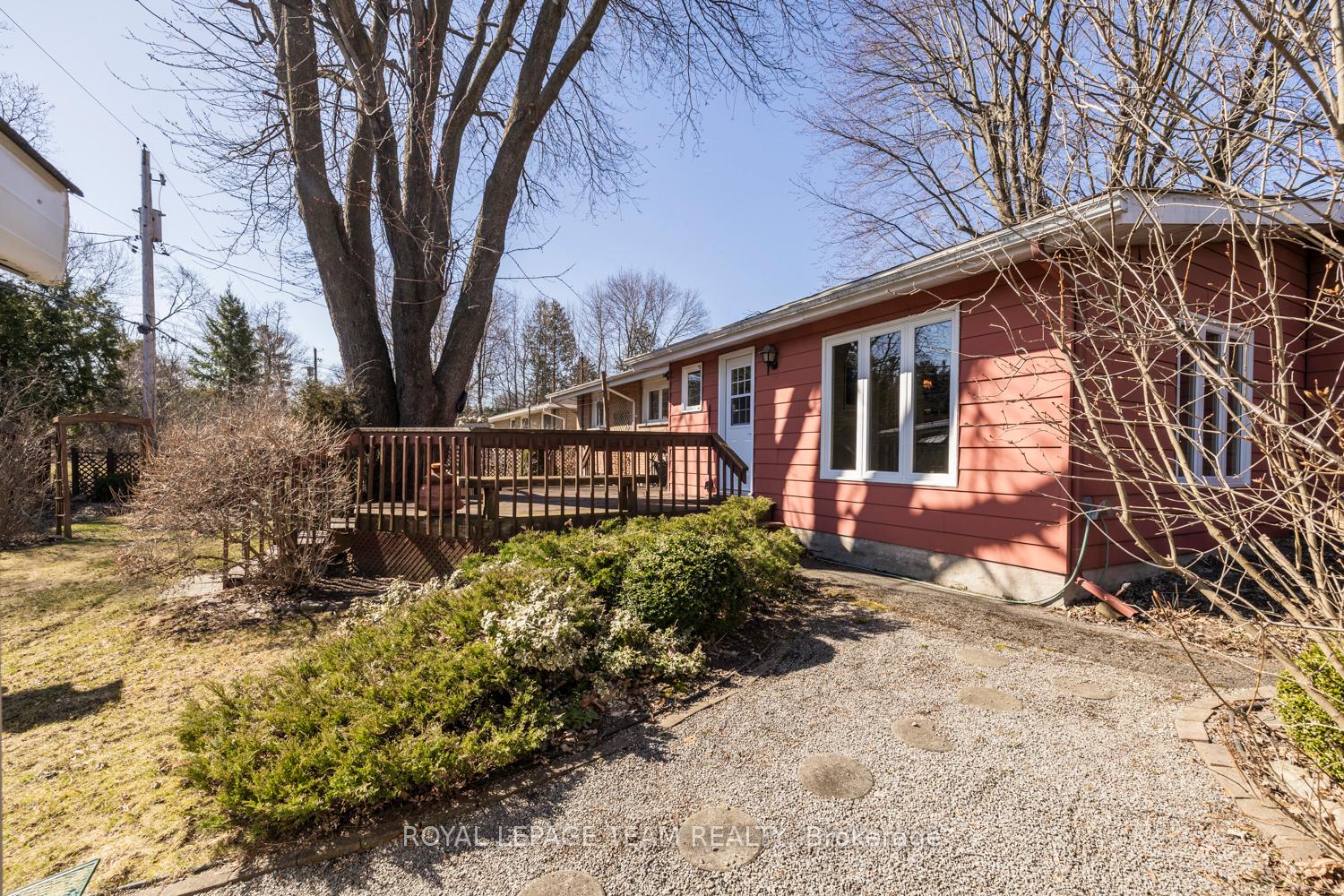Photo 46 of 24 Ellery Crescent, Ottawa, Lynwood Village — HOMEH