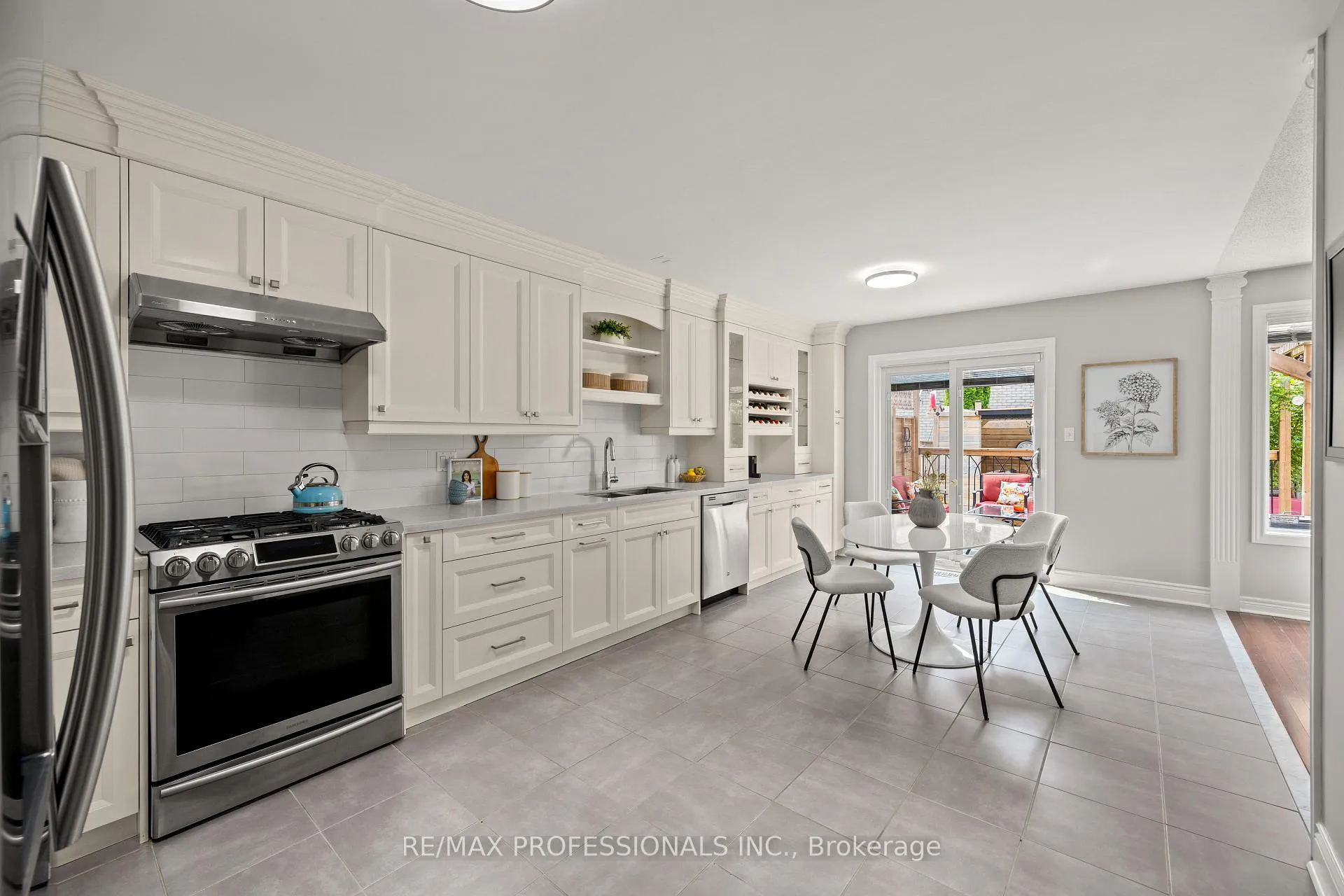 Photo 11 of 152 Ashton Drive, Vaughan, Maple — HOMEH